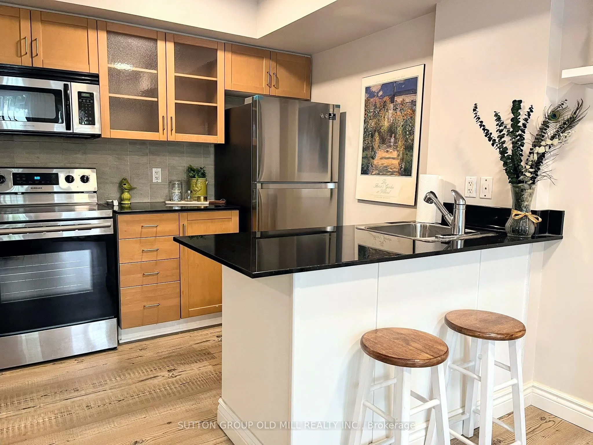 26 Western Battery Road, #206