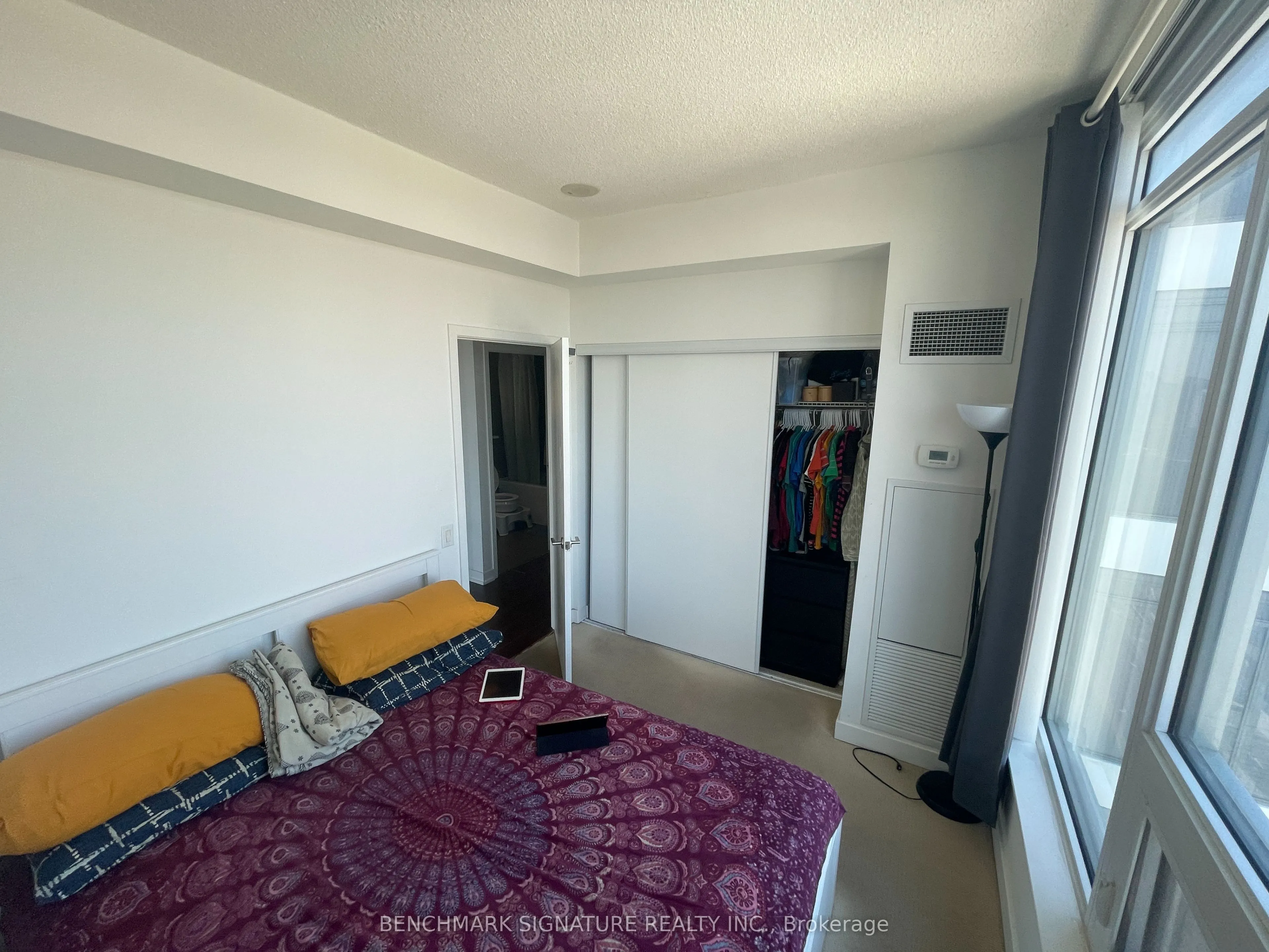 121 Mcmahon Drive, #2701