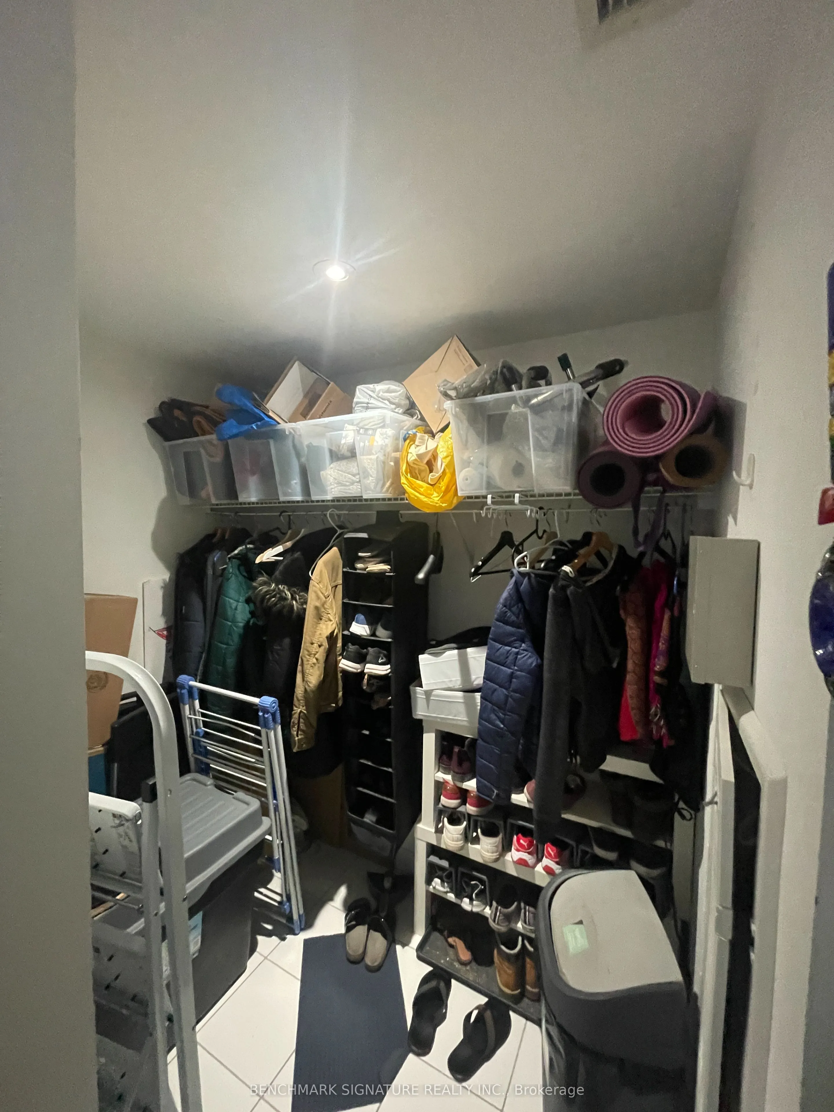 121 Mcmahon Drive, #2701