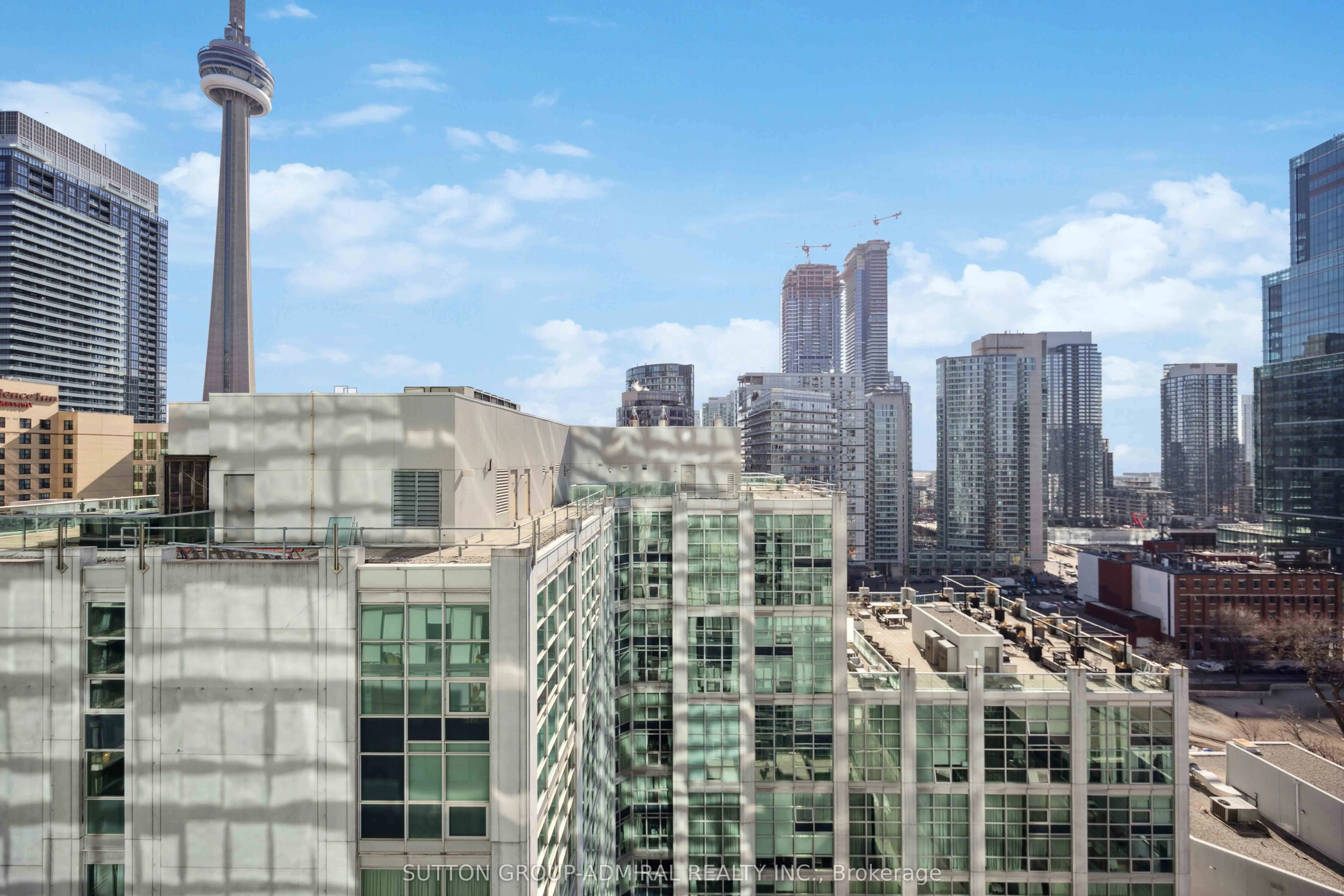 88 Blue Jays Way, #1607