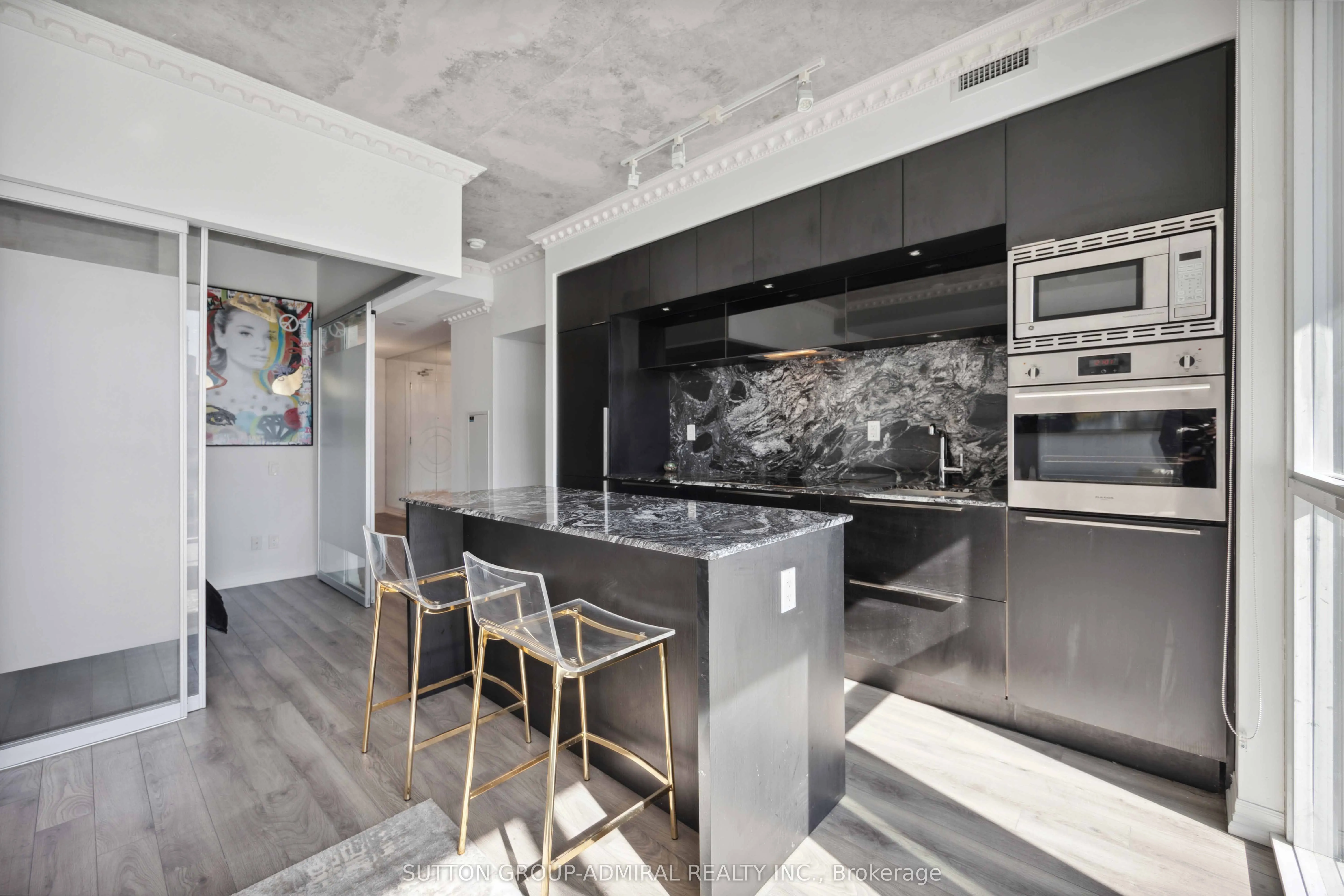 88 Blue Jays Way, #1607