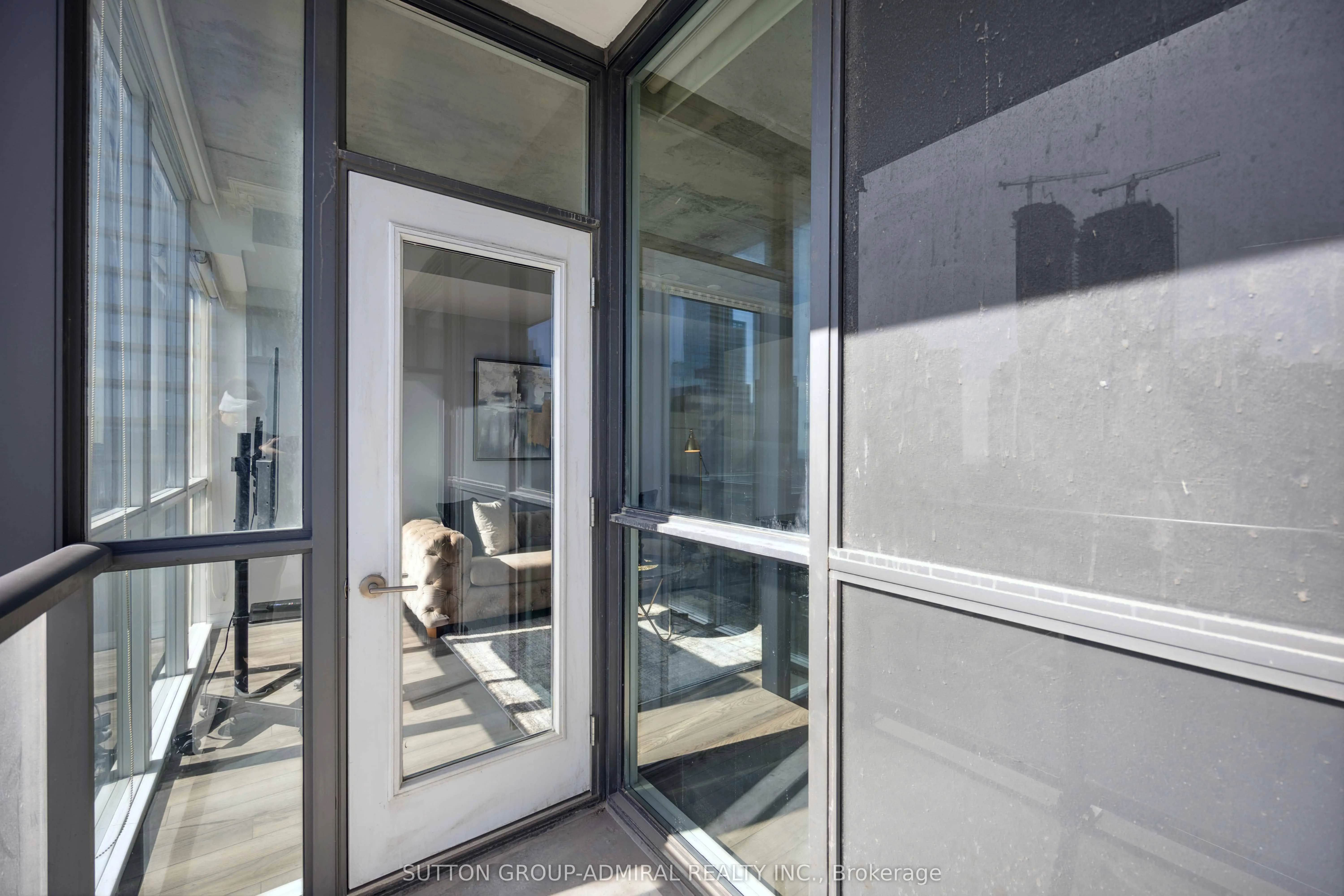 88 Blue Jays Way, #1607