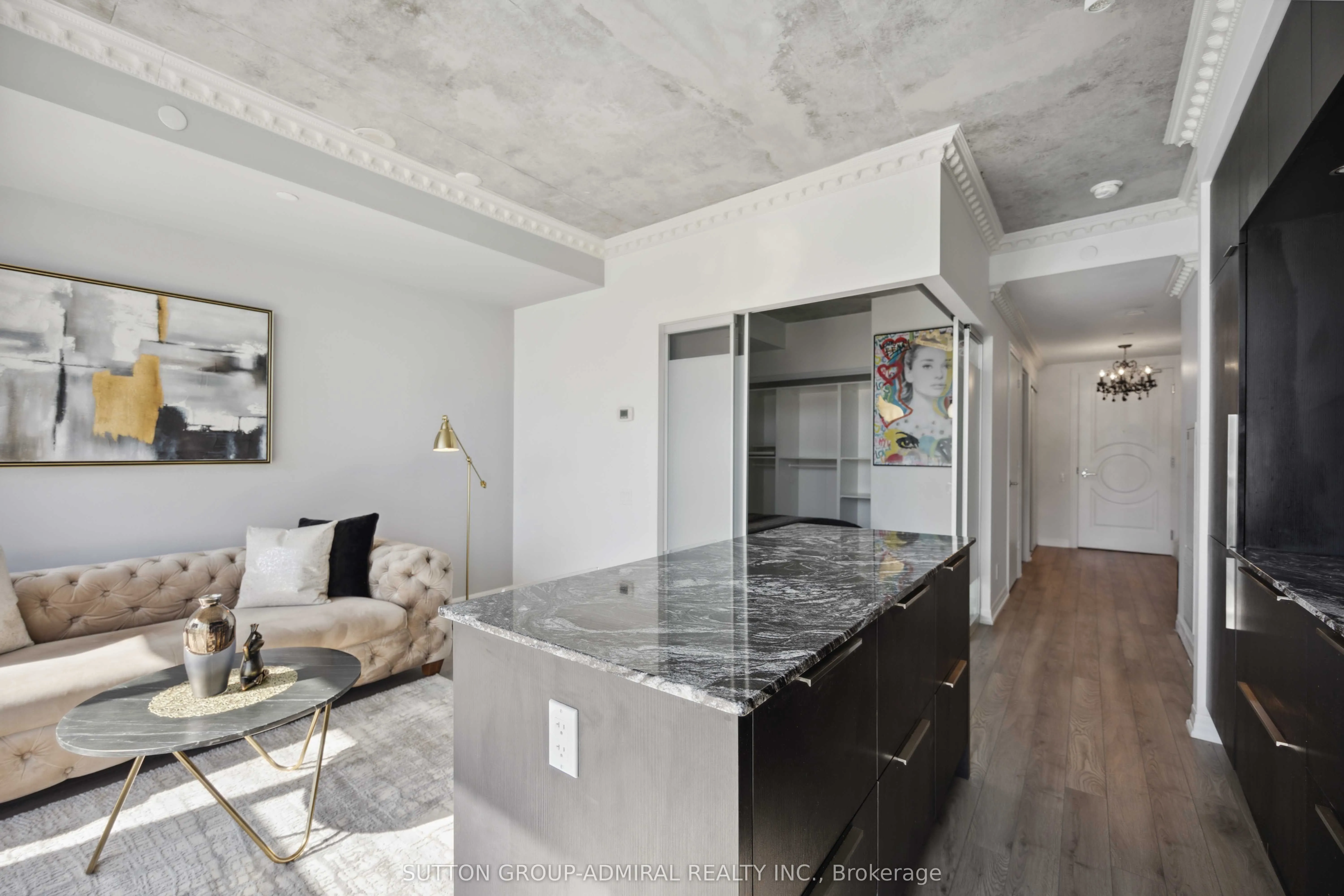 88 Blue Jays Way, #1607