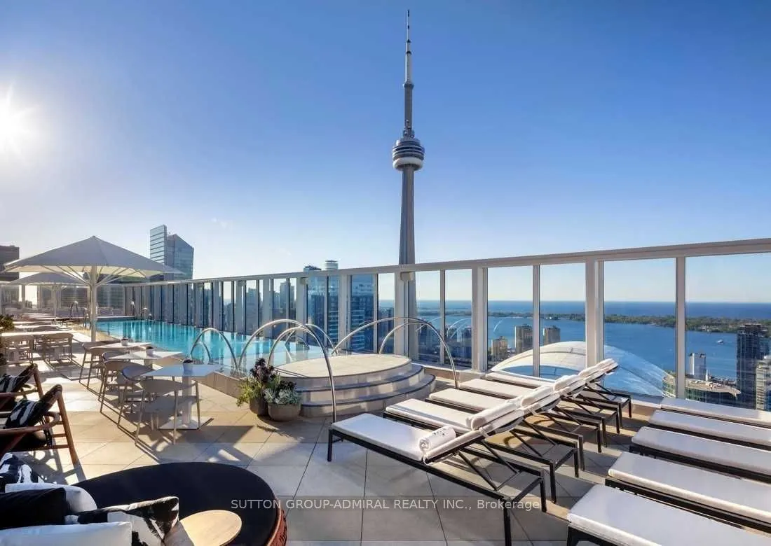 88 Blue Jays Way, #1607