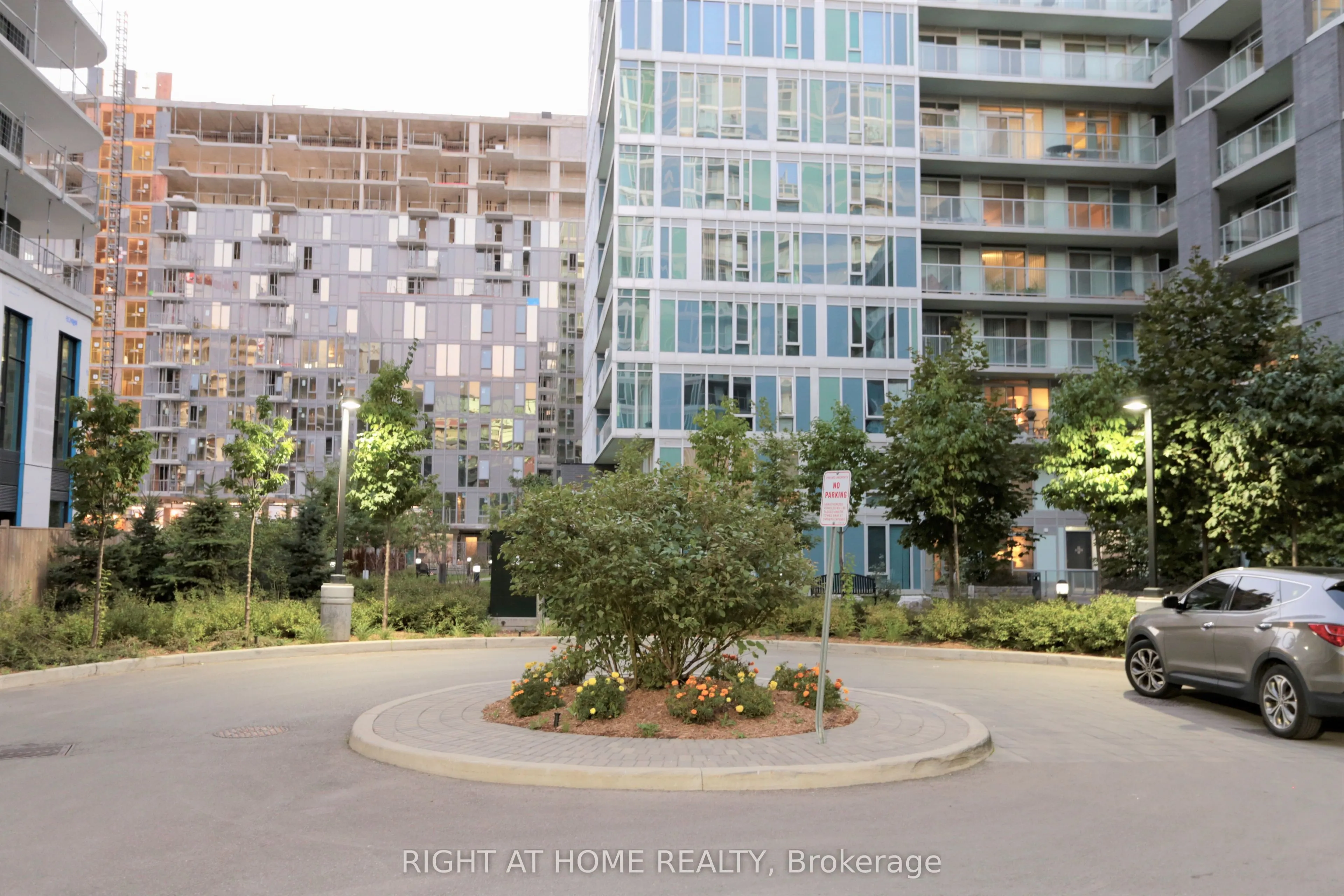 555 Wilson Avenue, #1208E