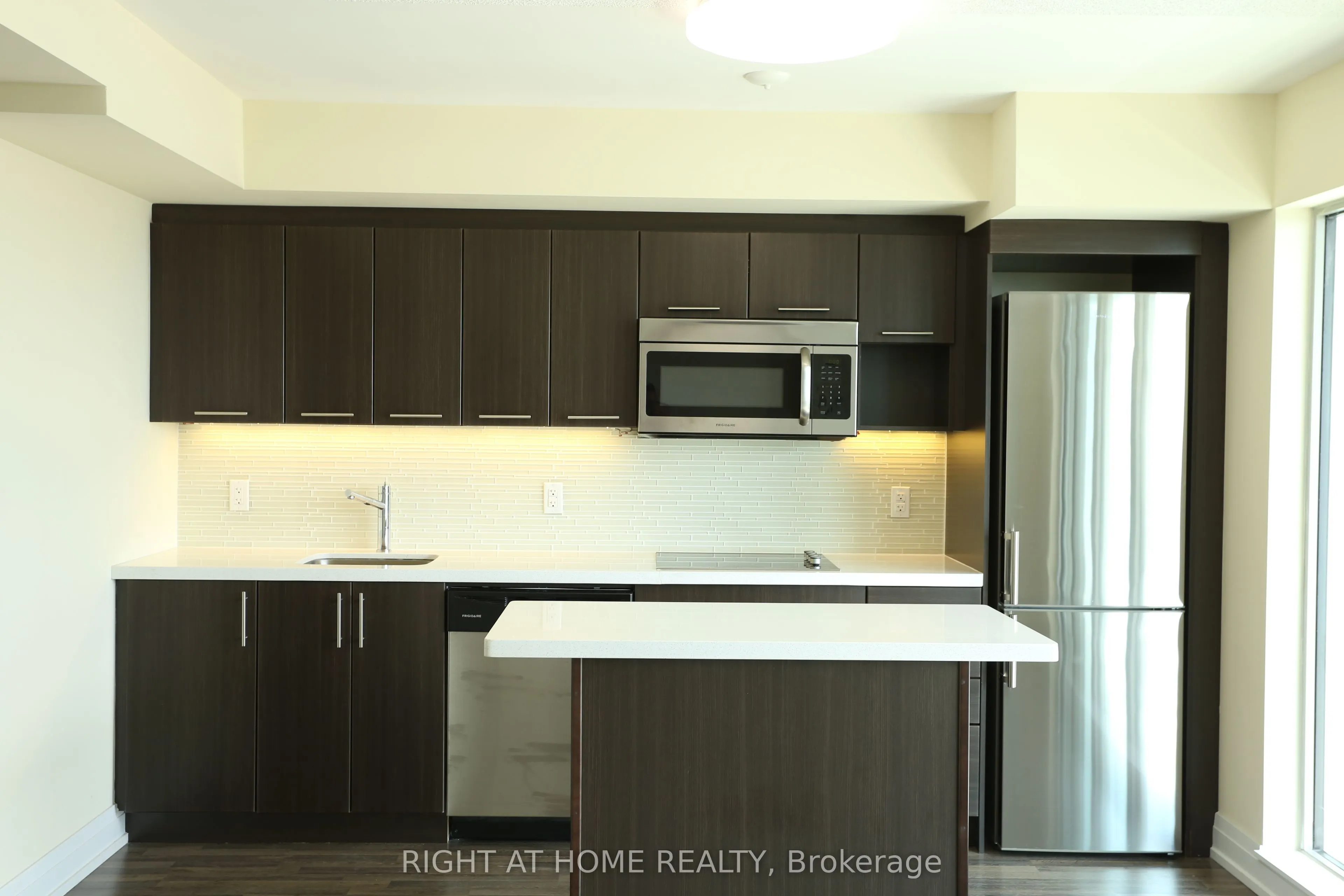 555 Wilson Avenue, #1208E