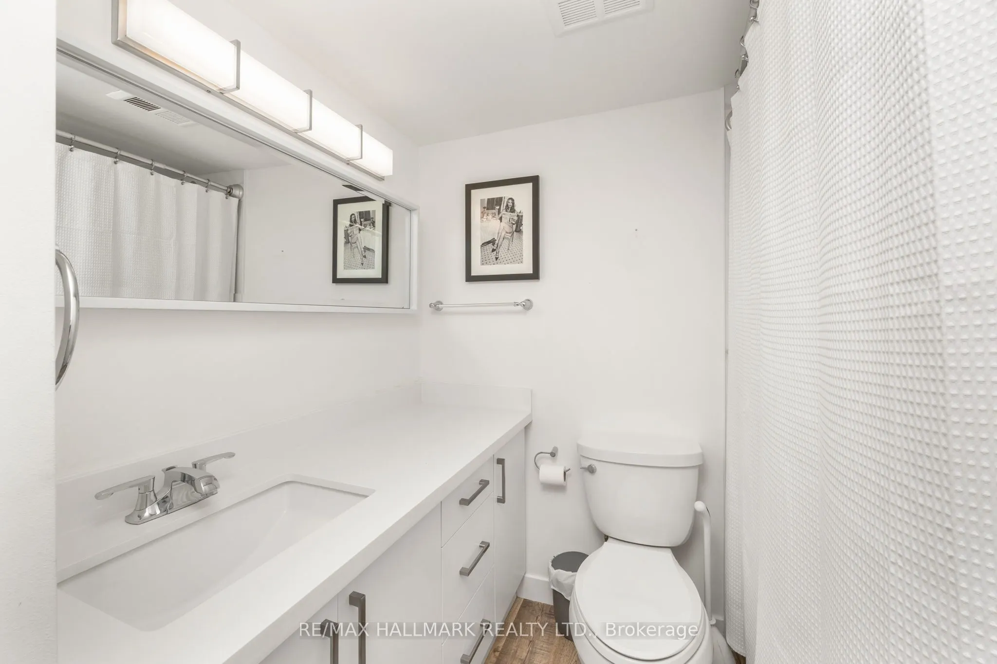 212 St George Street, #203
