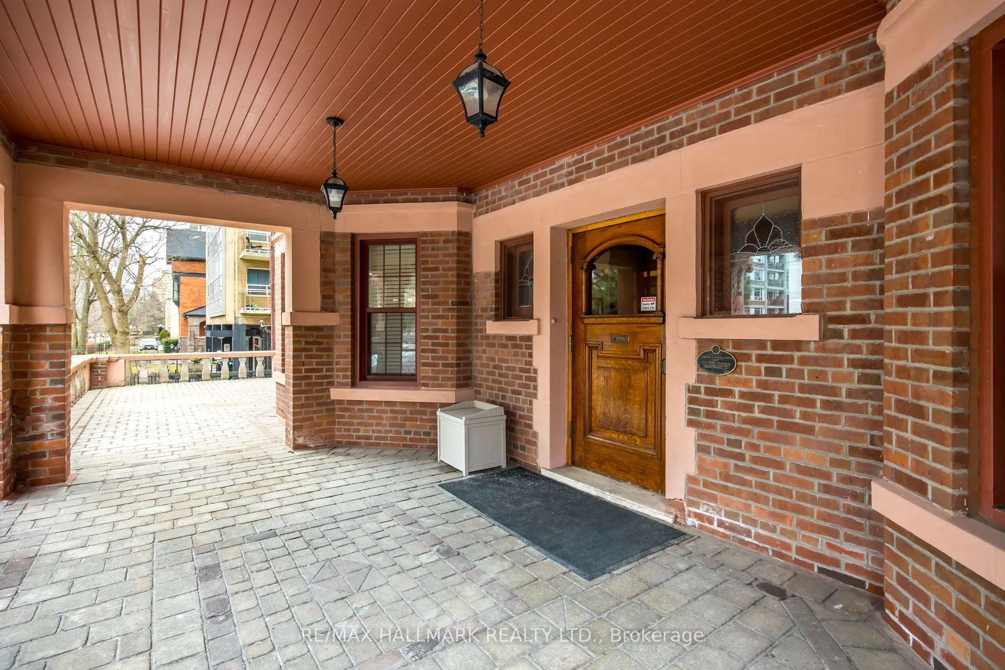 212 St George Street, #203