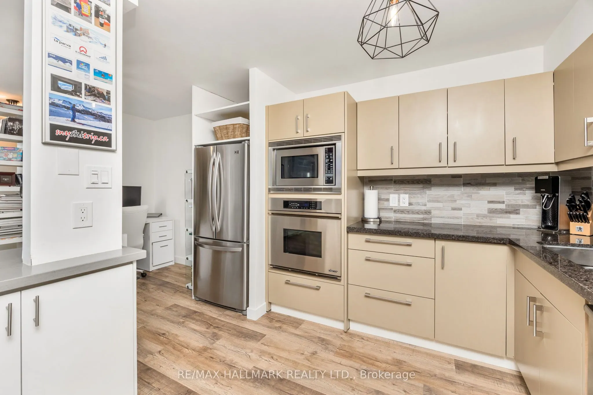 212 St George Street, #203