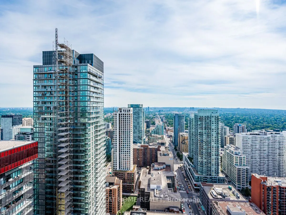 8 Eglinton Avenue E, #3809