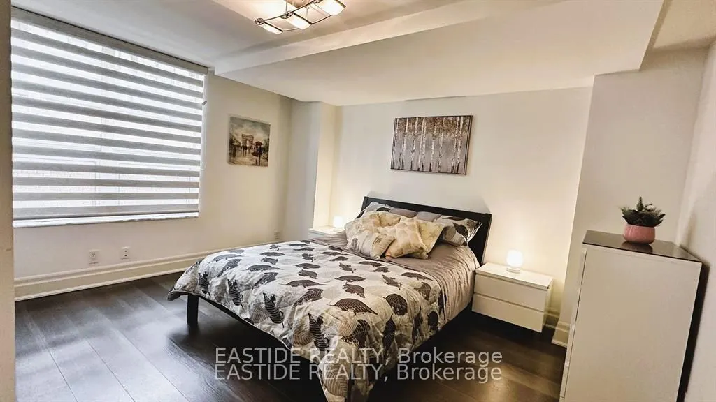 68 Yorkville Avenue, #303