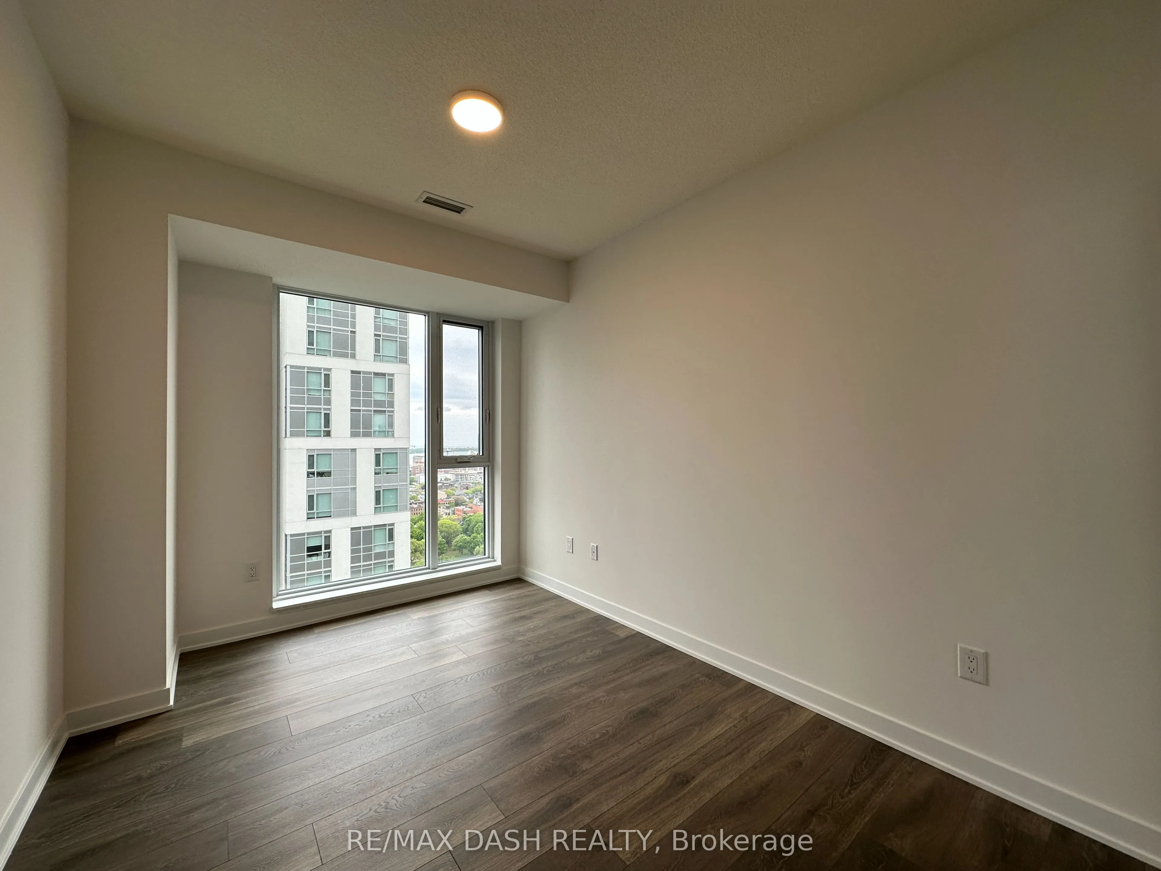 130 River Street, #2402