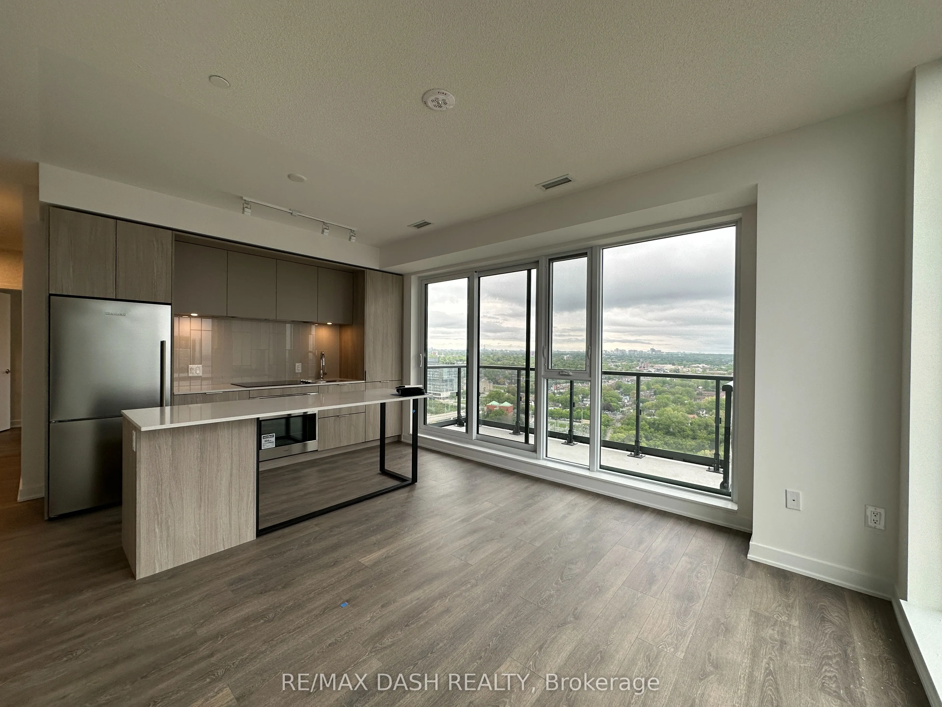130 River Street, #2402