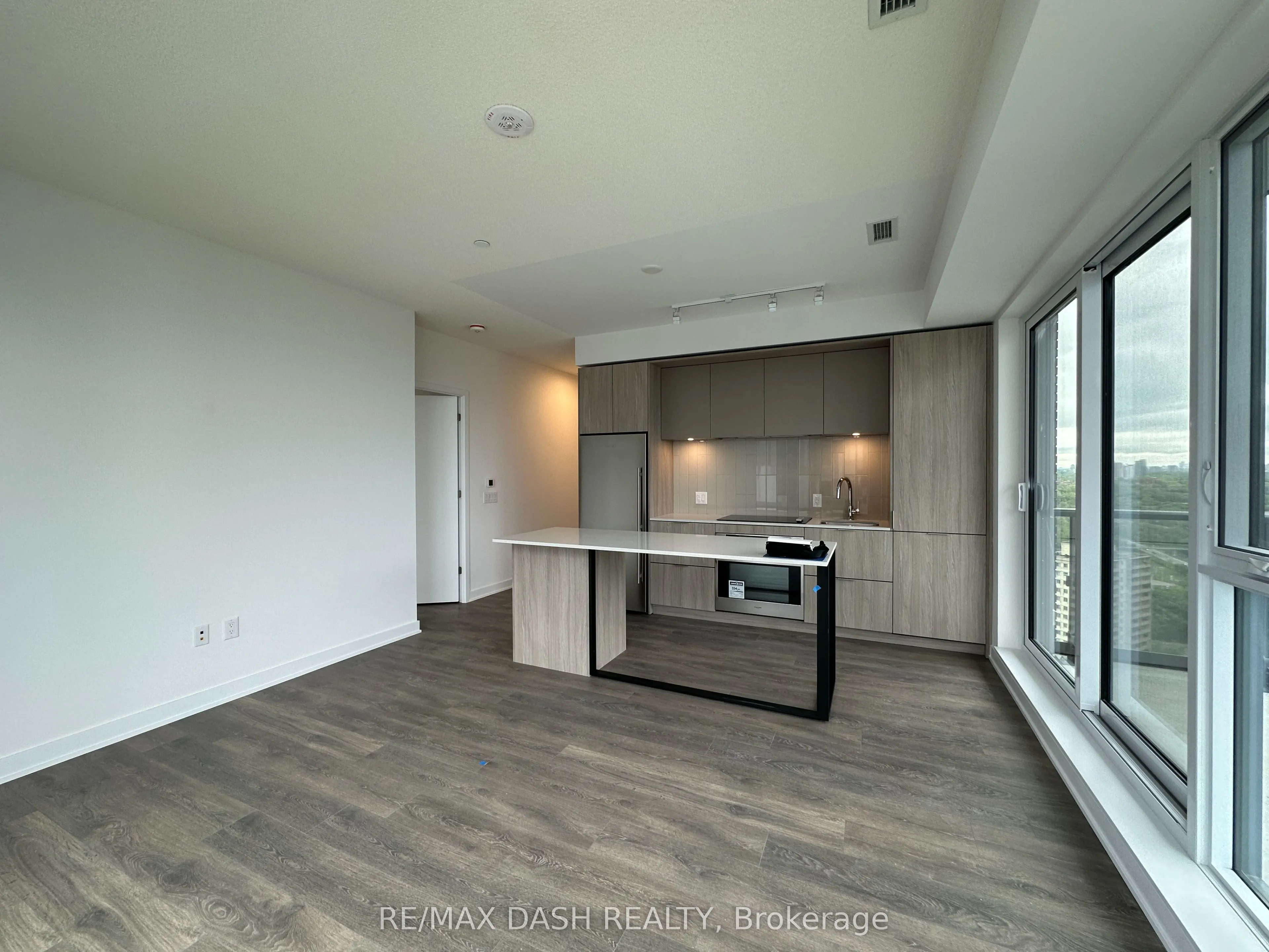 130 River Street, #2402