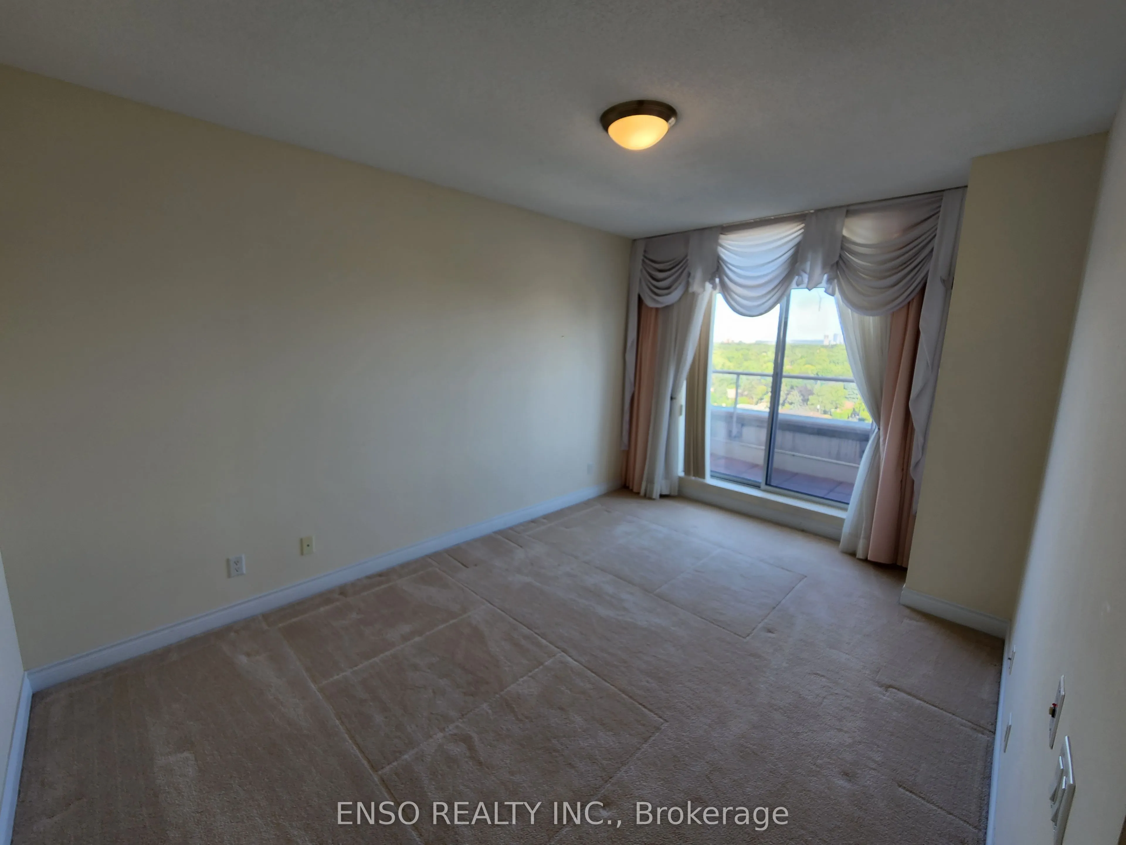 2 Clairtrell Road, #Uph6