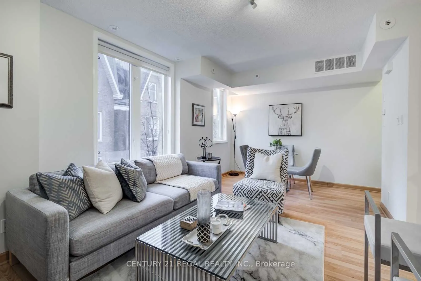 26 Douro Street, #329