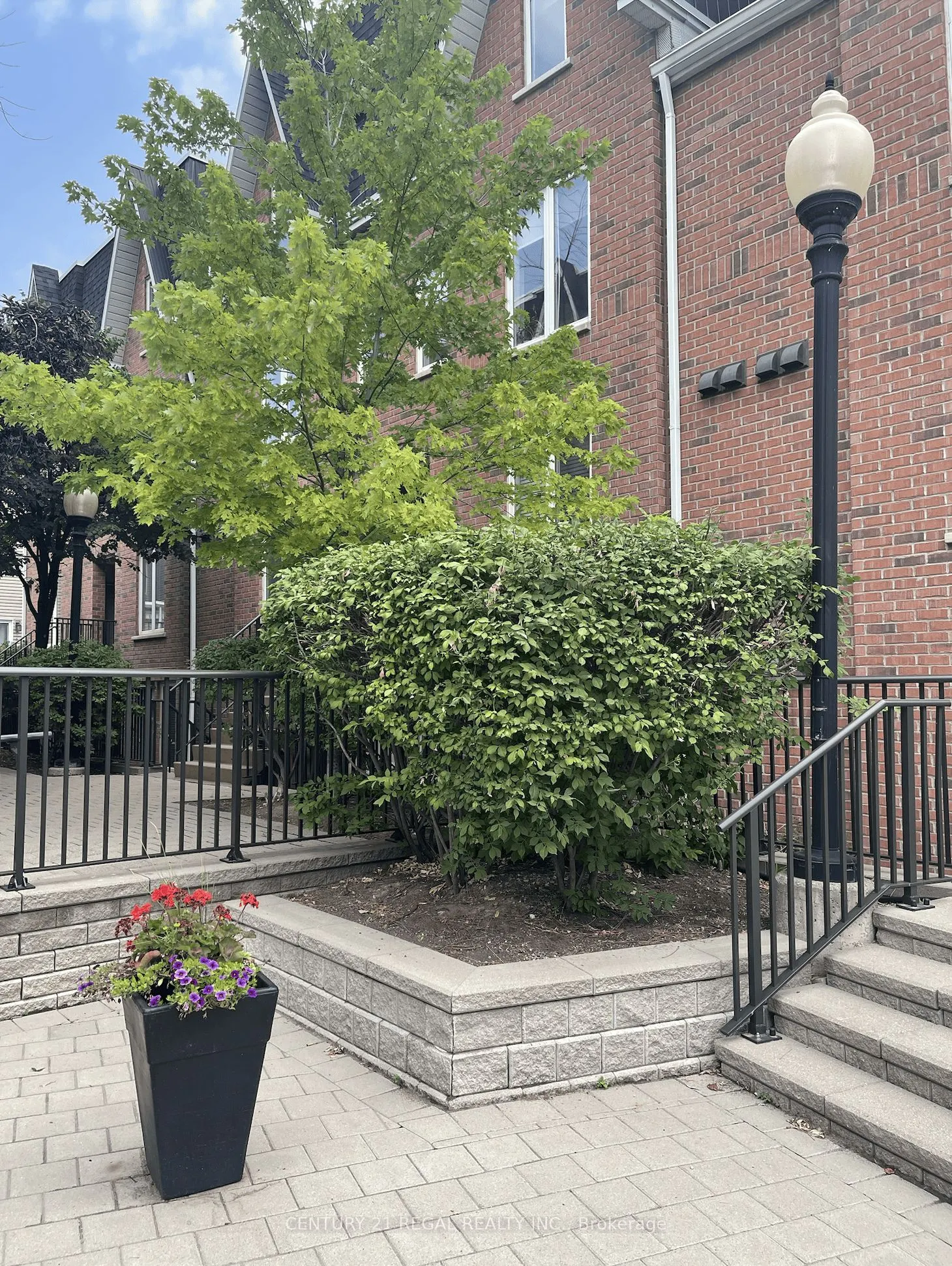 26 Douro Street, #329