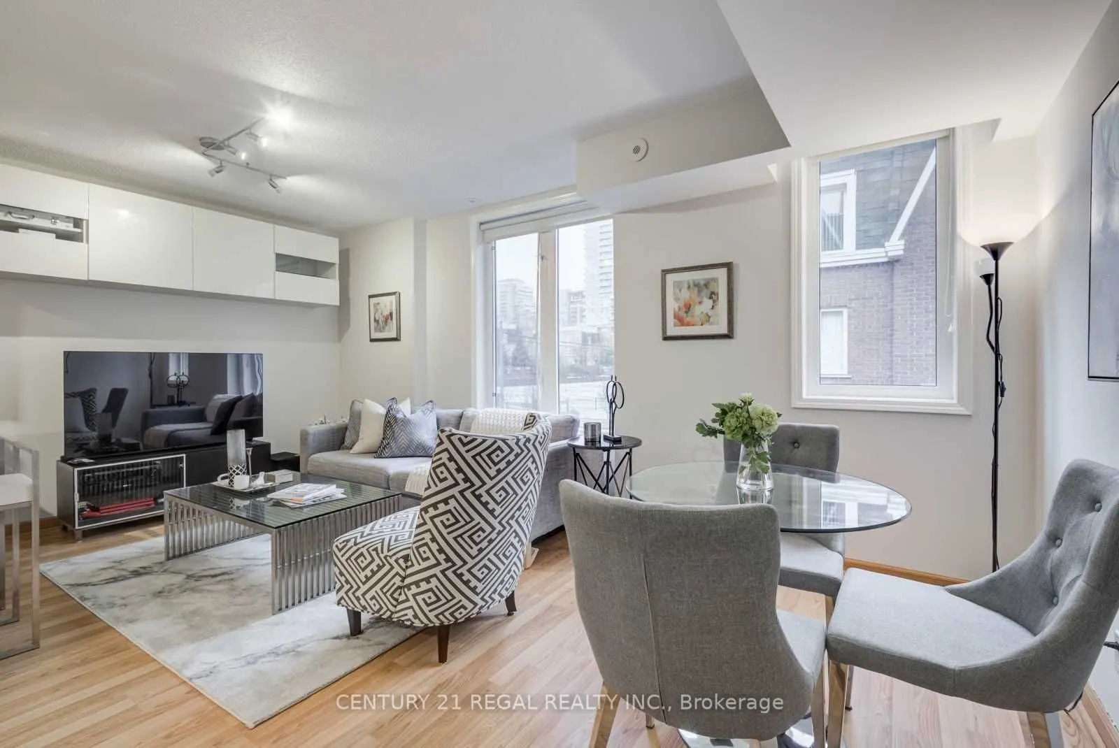 26 Douro Street, #329