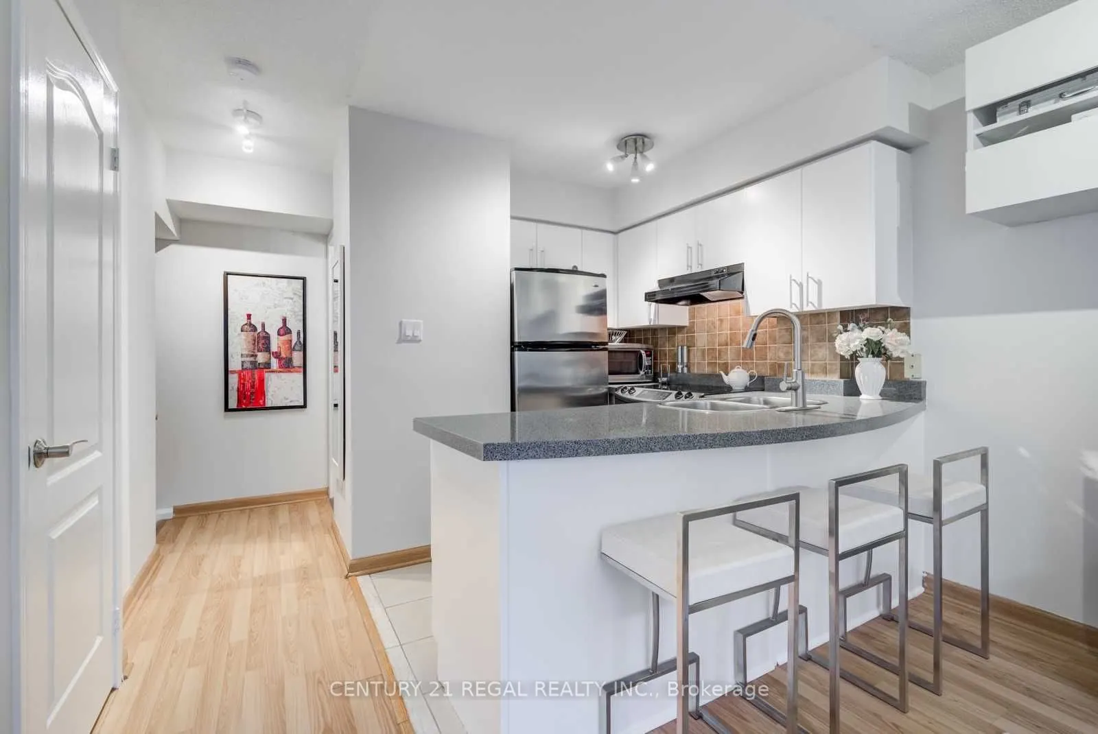 26 Douro Street, #329