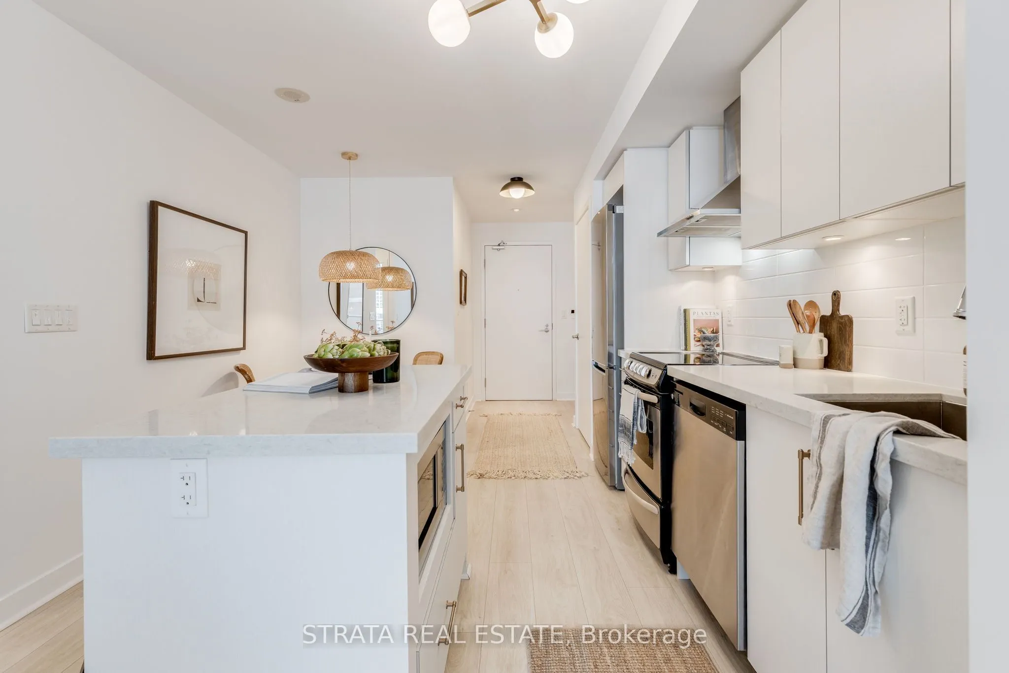 58 Orchard View Boulevard, #1006
