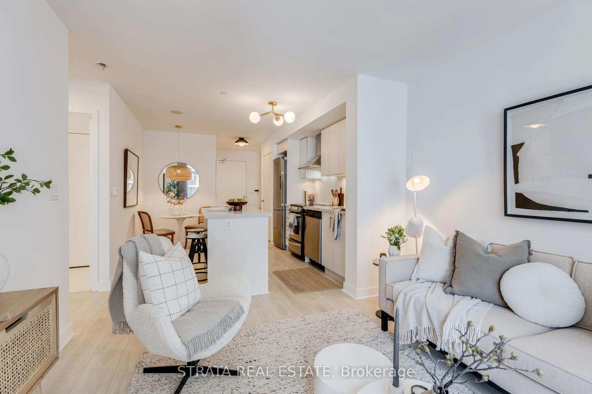 58 Orchard View Boulevard, #1006