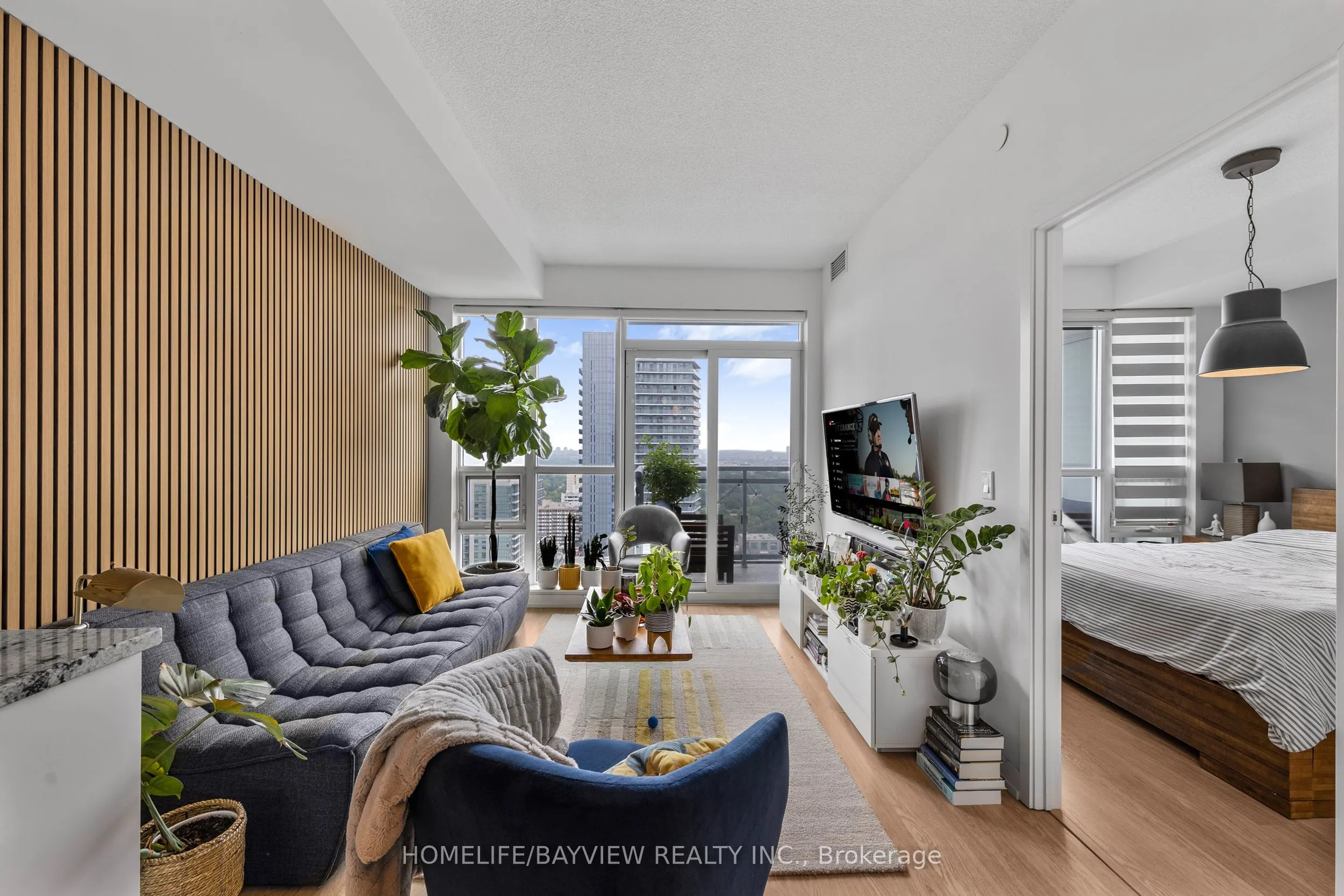 98 Lillian Street E, #2316