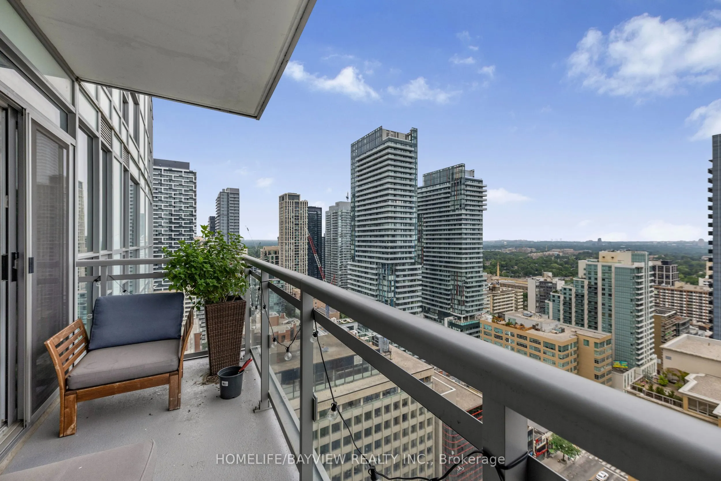 98 Lillian Street E, #2316