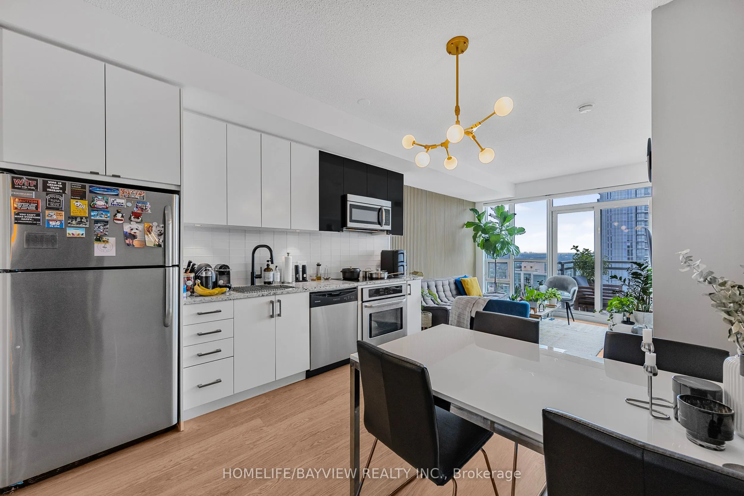 98 Lillian Street E, #2316