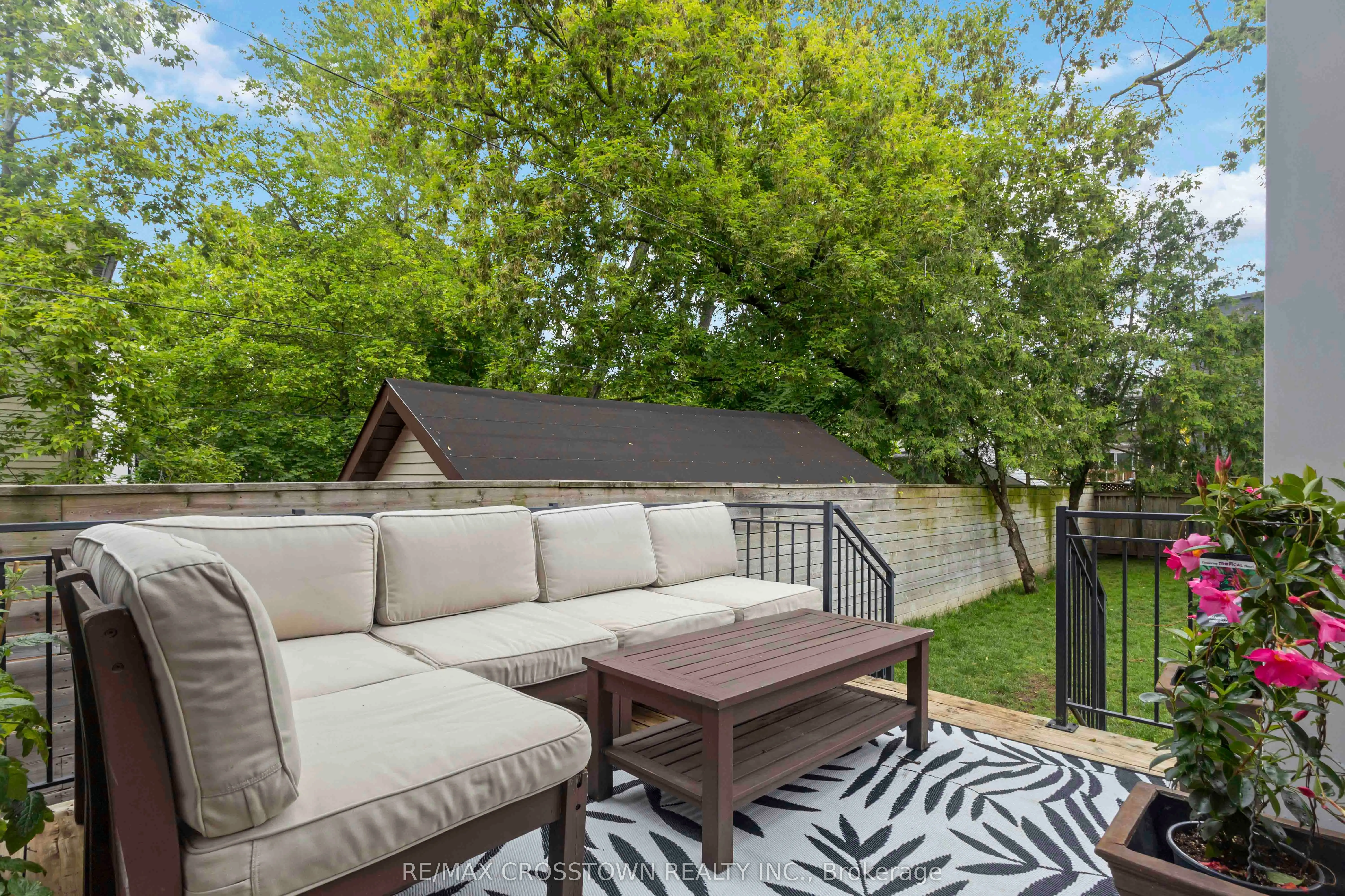 353 Briar Hill Avenue