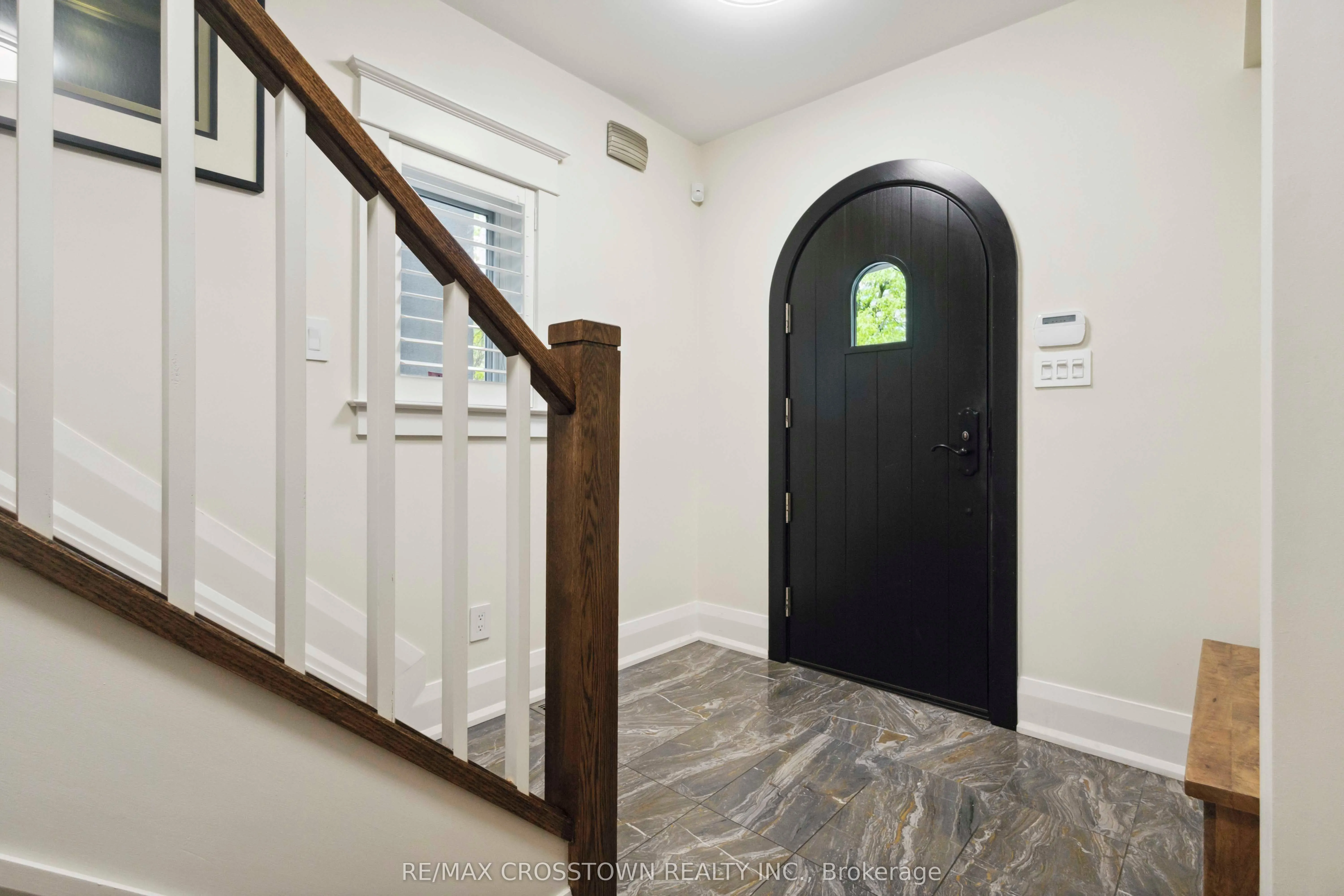 353 Briar Hill Avenue