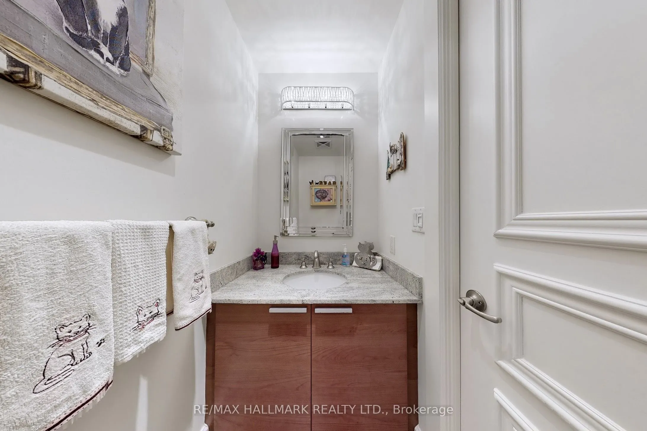 660 Sheppard Avenue E, #LPH05