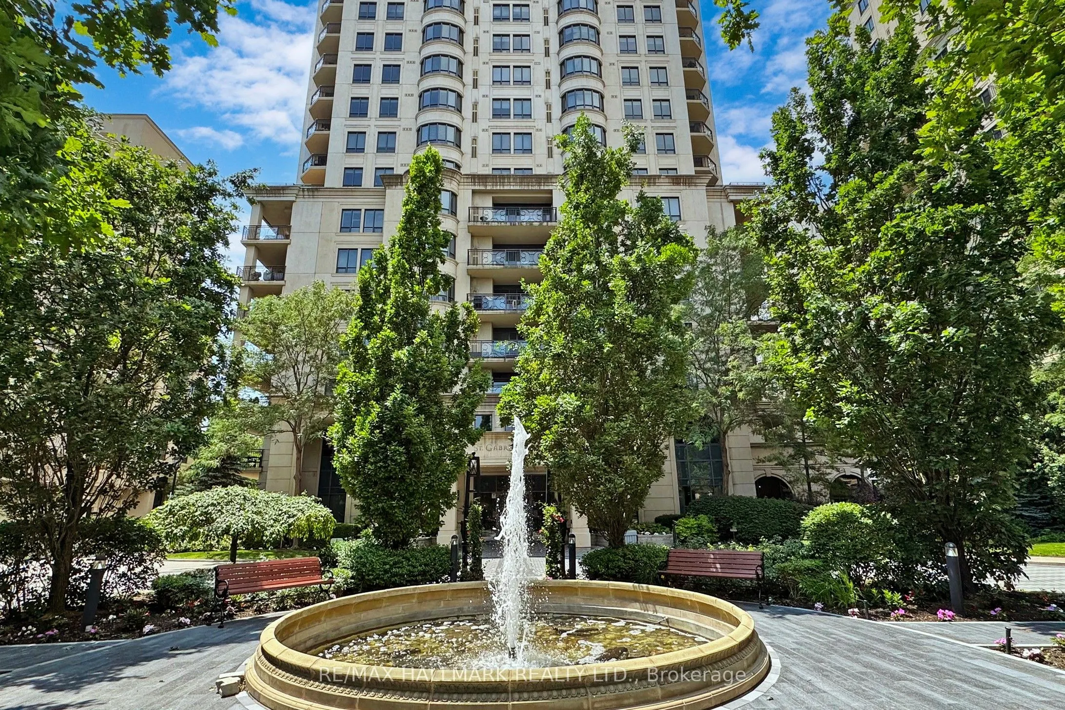 660 Sheppard Avenue E, #LPH05