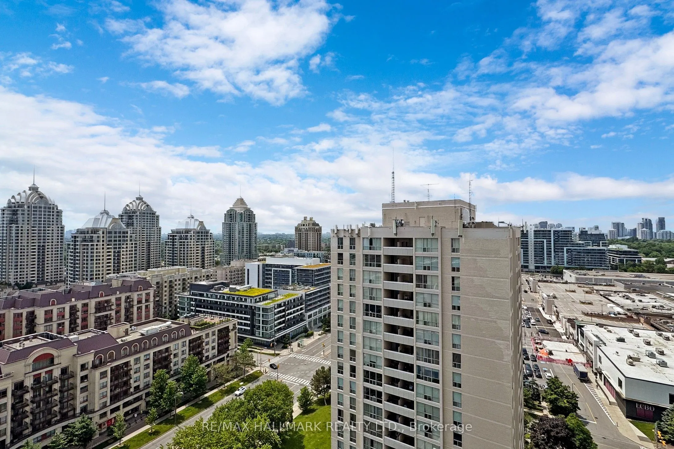 660 Sheppard Avenue E, #LPH05