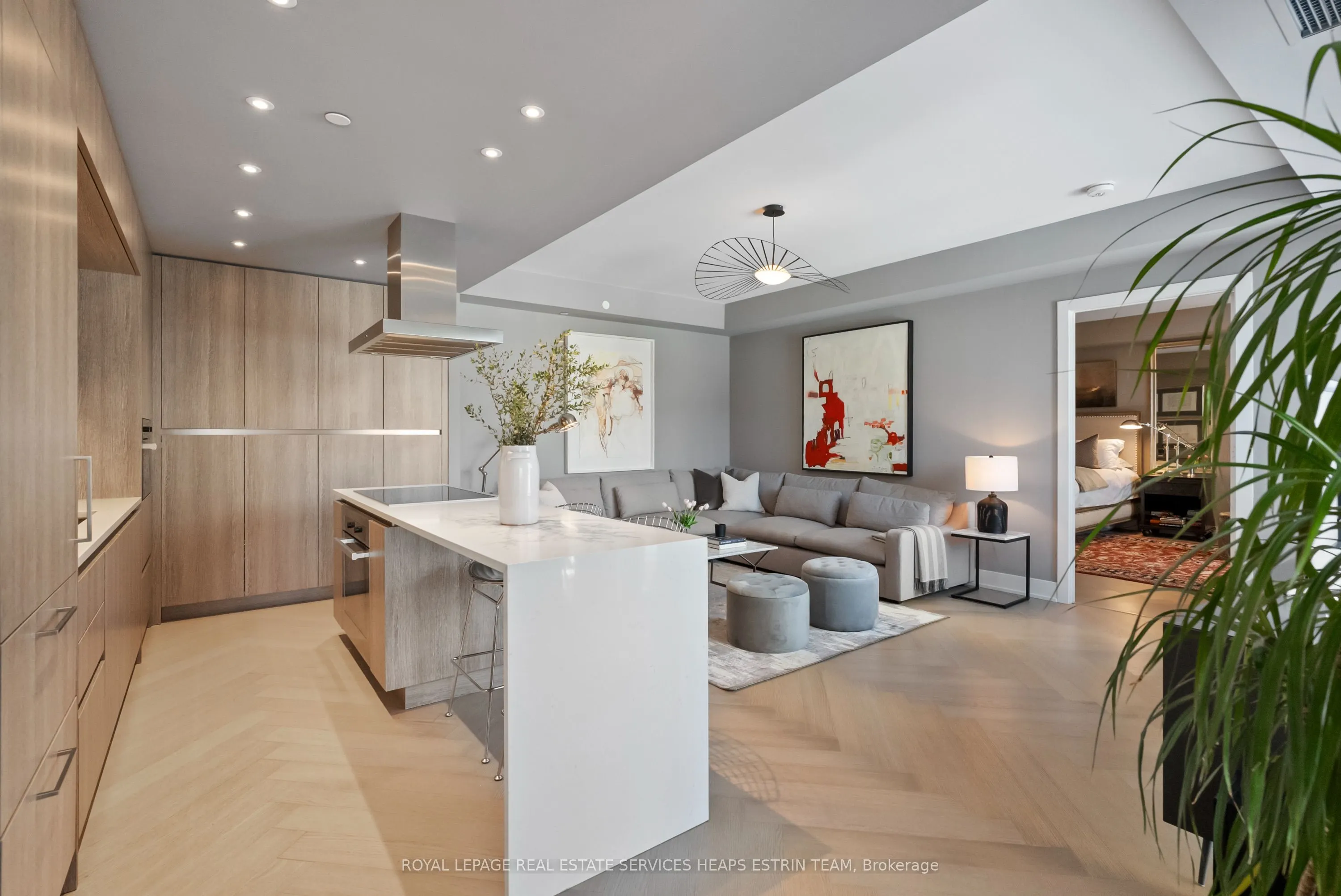 6 Jackes Avenue, #301