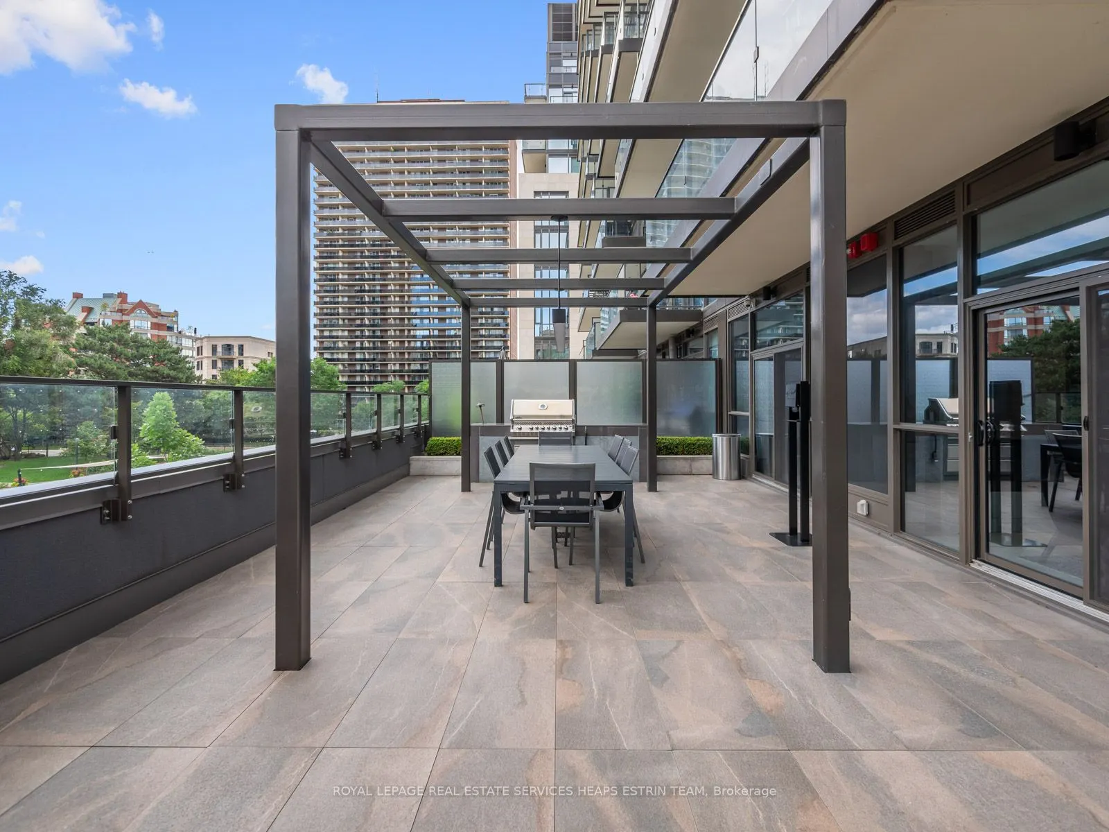 6 Jackes Avenue, #301