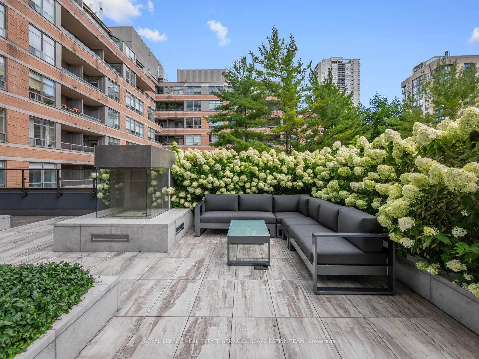 6 Jackes Avenue, #301