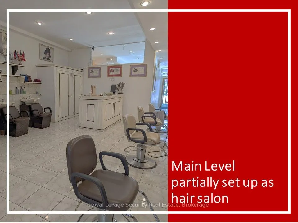 882A Eglinton Avenue W