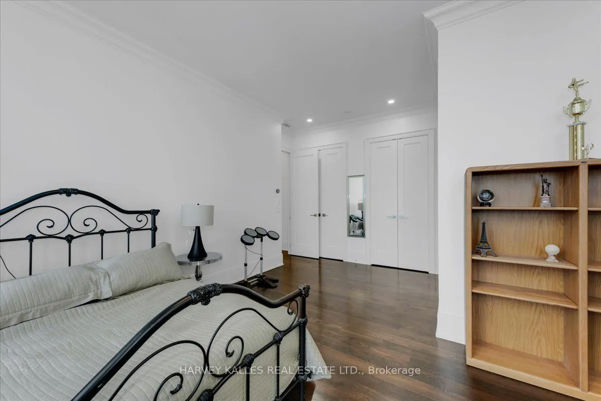 70 Roehampton Avenue, #PH15