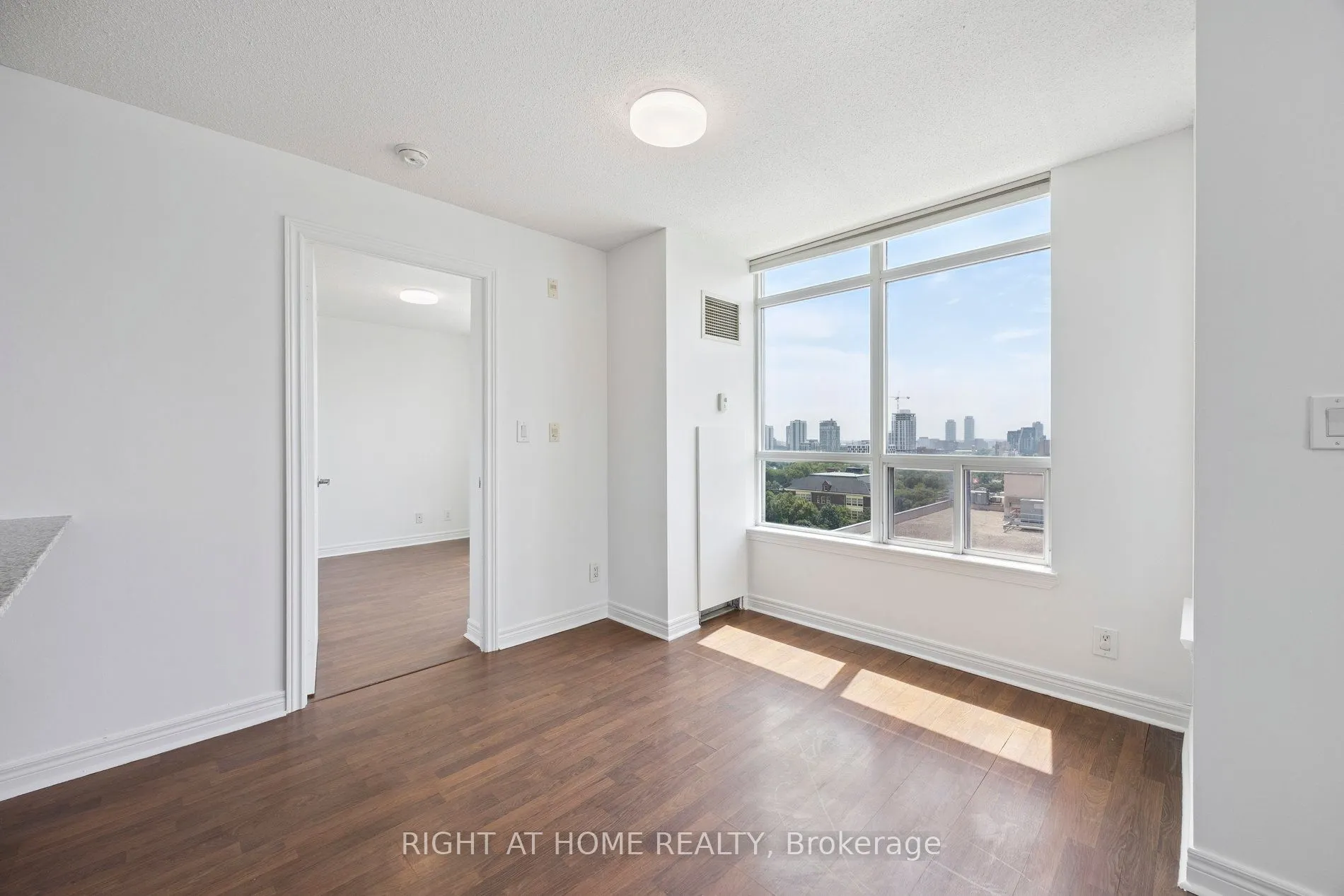 225 Wellesley Street E, #1203