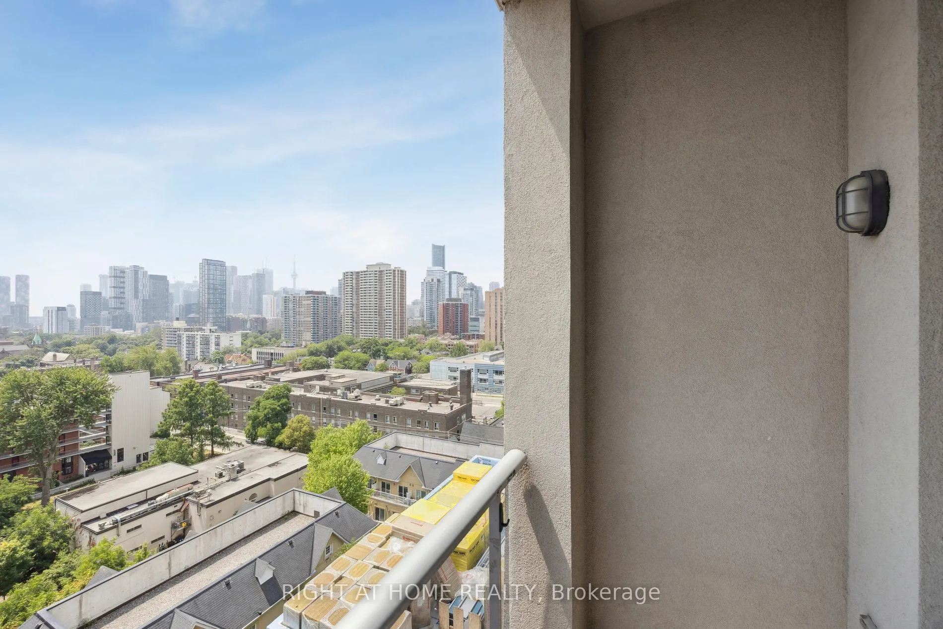 225 Wellesley Street E, #1203