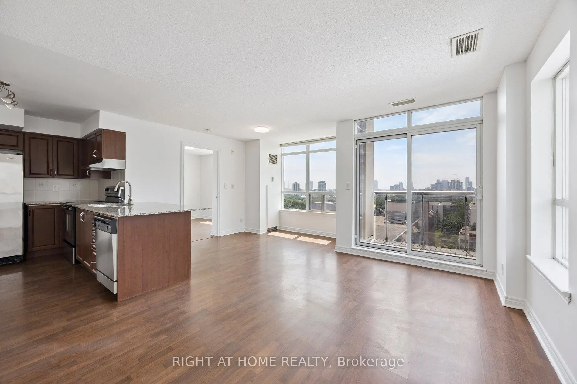 225 Wellesley Street E, #1203