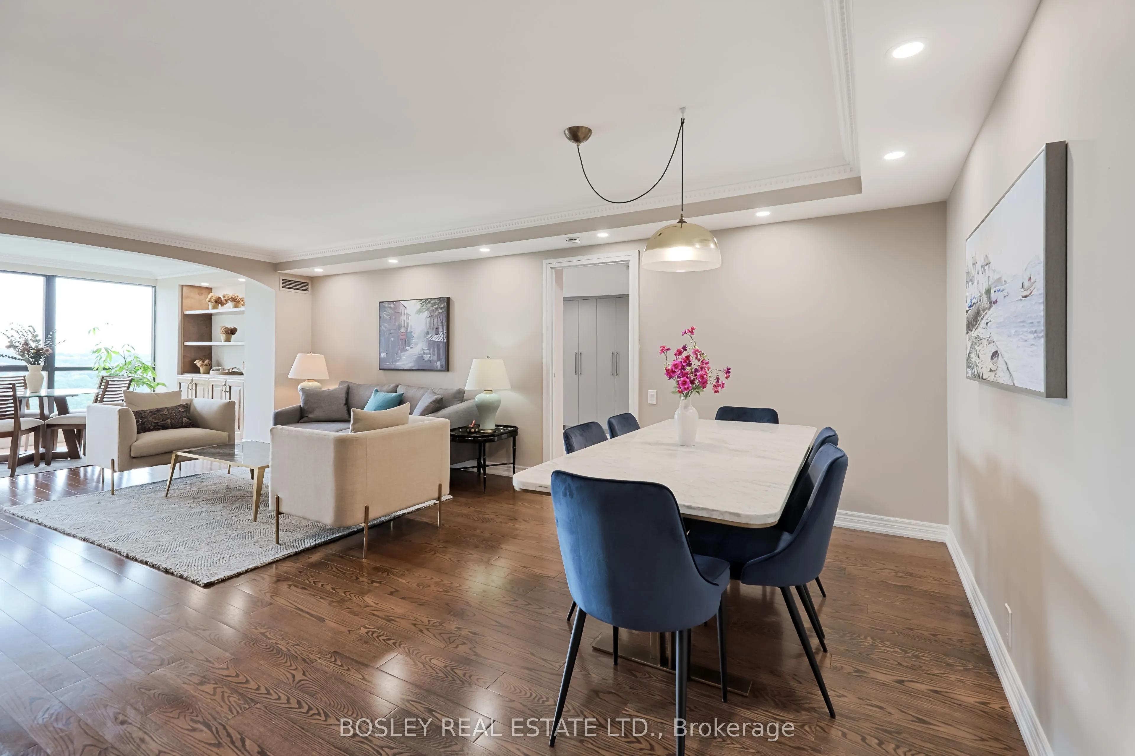 1 Concorde Place, #1907