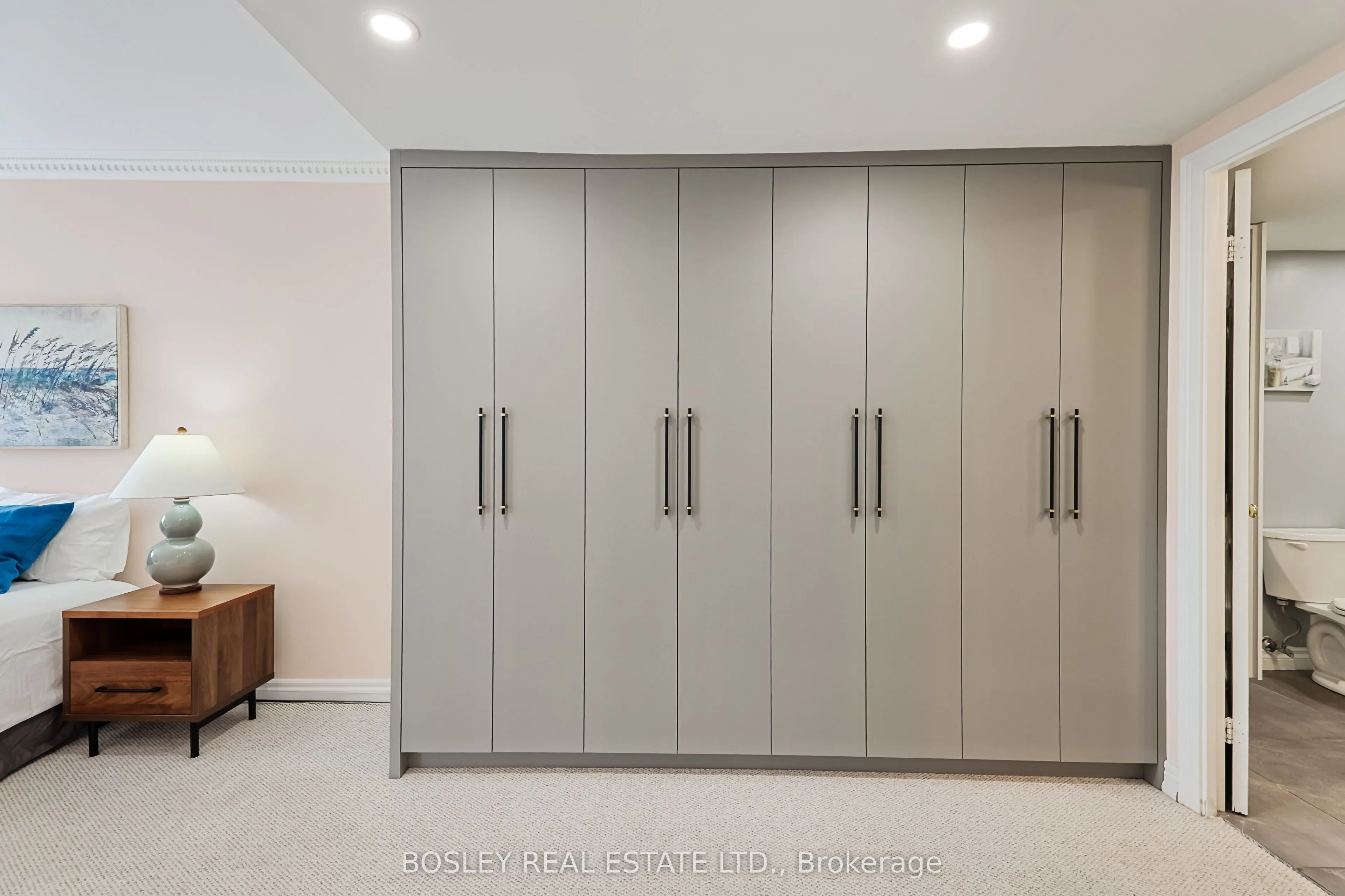 1 Concorde Place, #1907