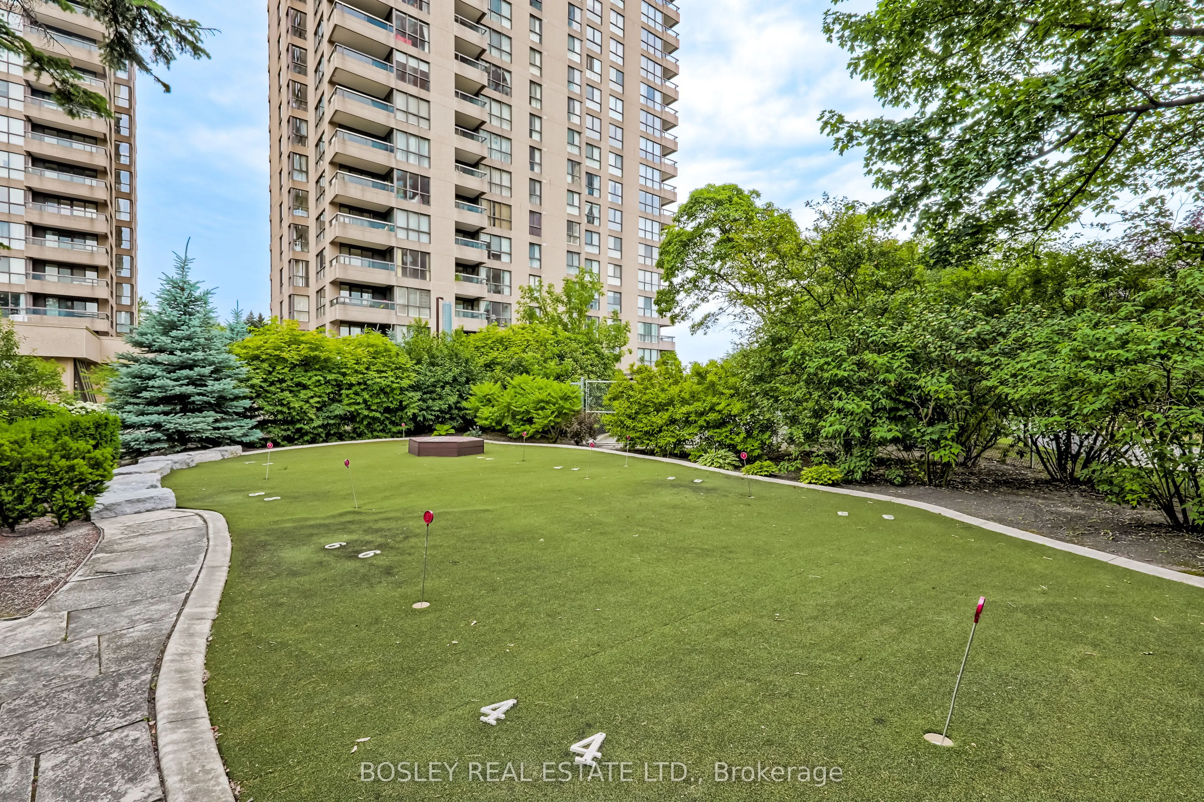 1 Concorde Place, #1907