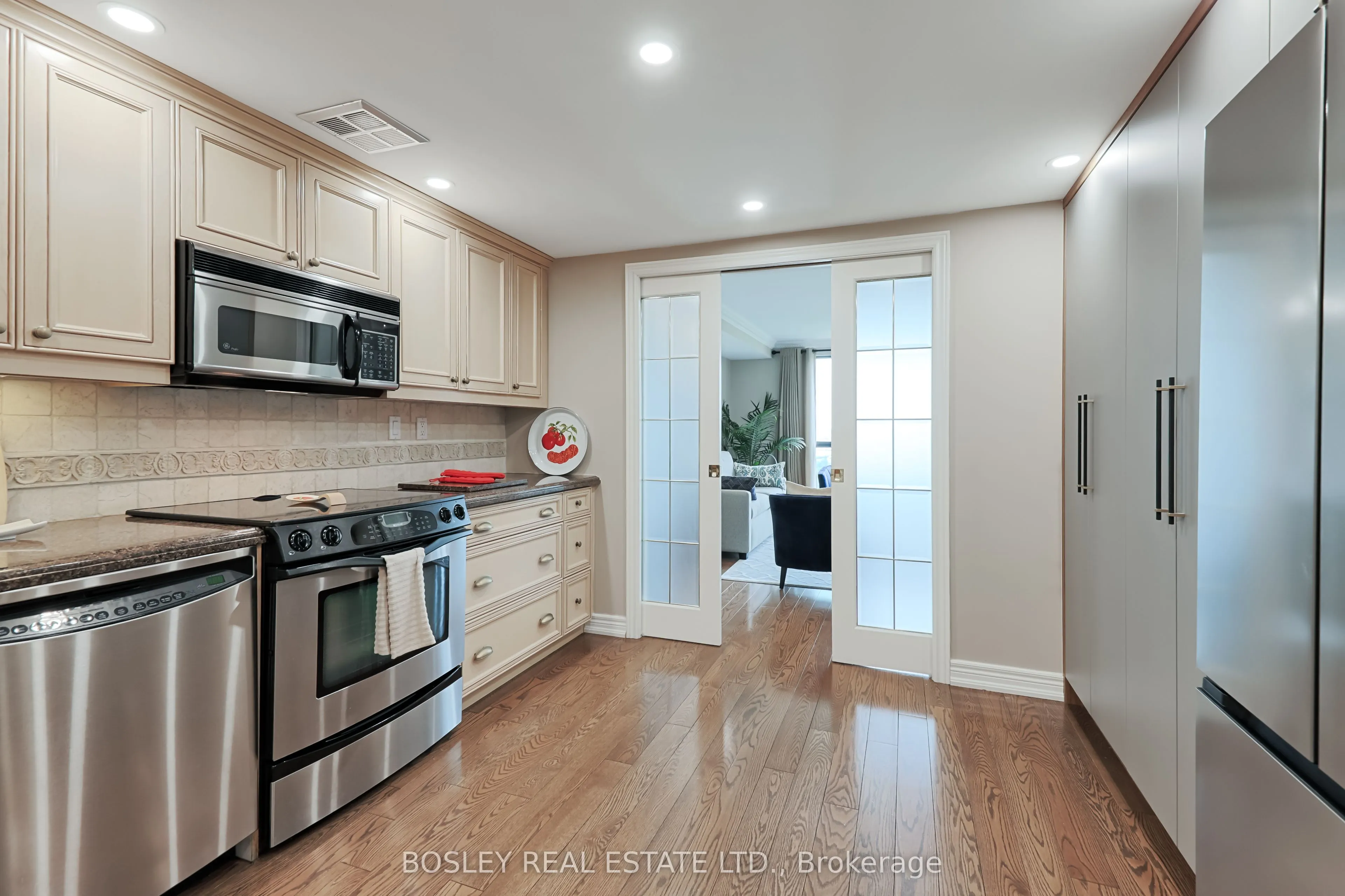 1 Concorde Place, #1907