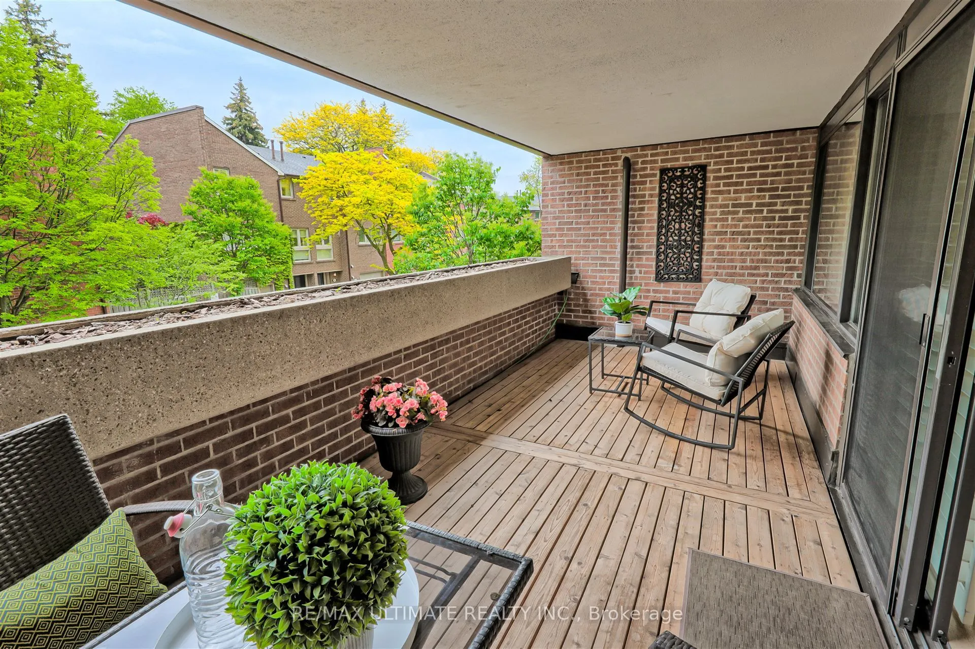 40 Sylvan Valleyway, #307