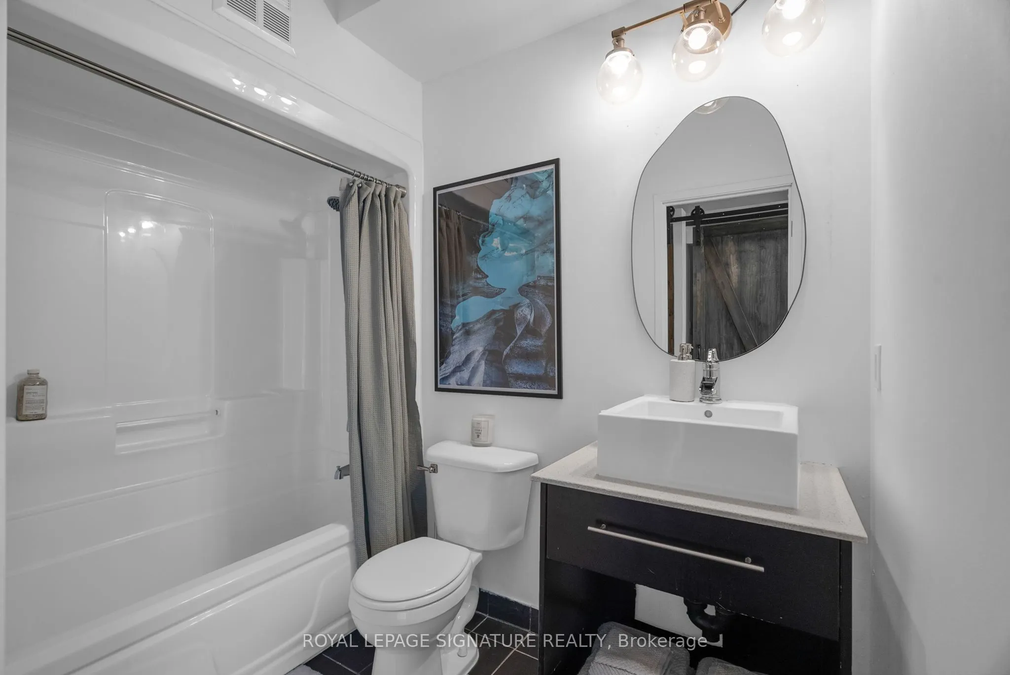 781 King Street W, #206