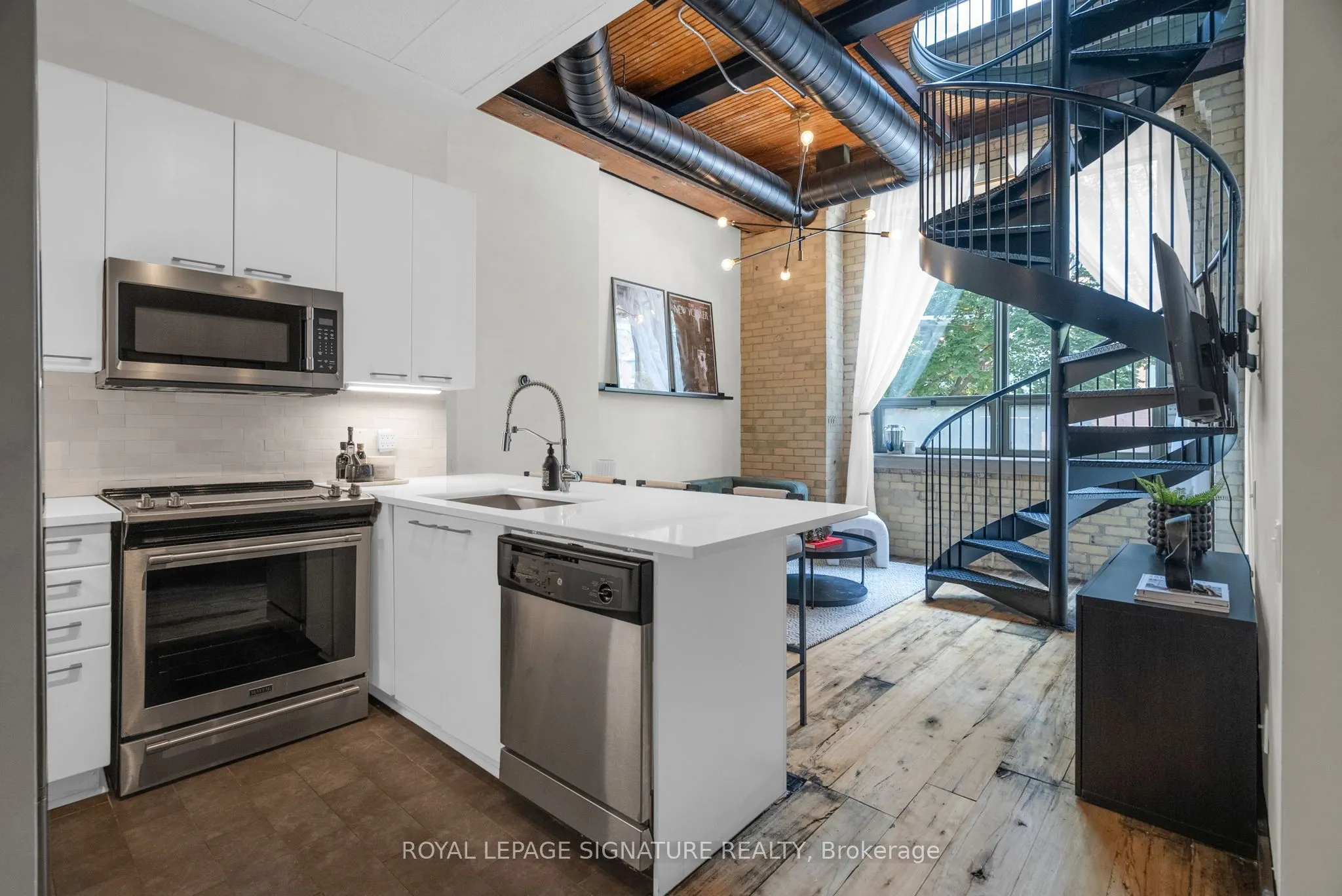 781 King Street W, #206
