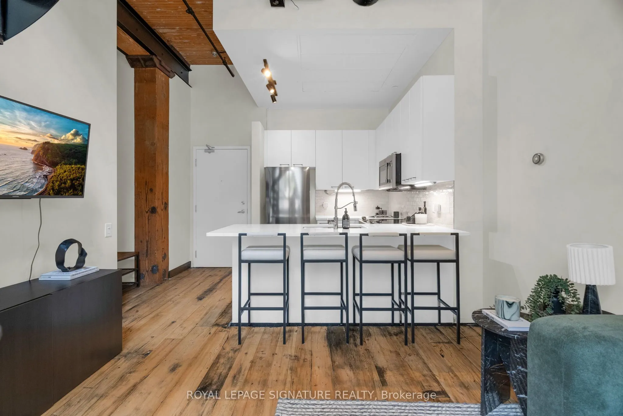 781 King Street W, #206