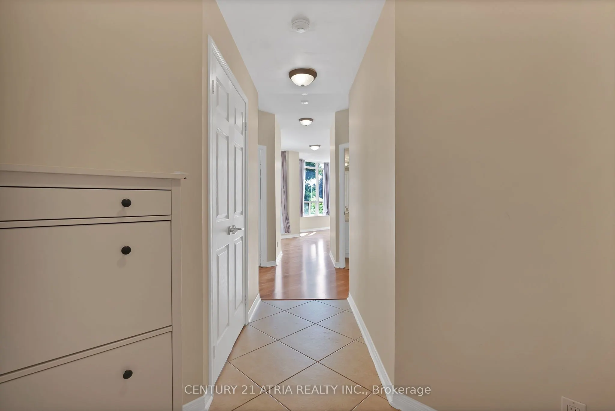 455 Rosewell Avenue, #204
